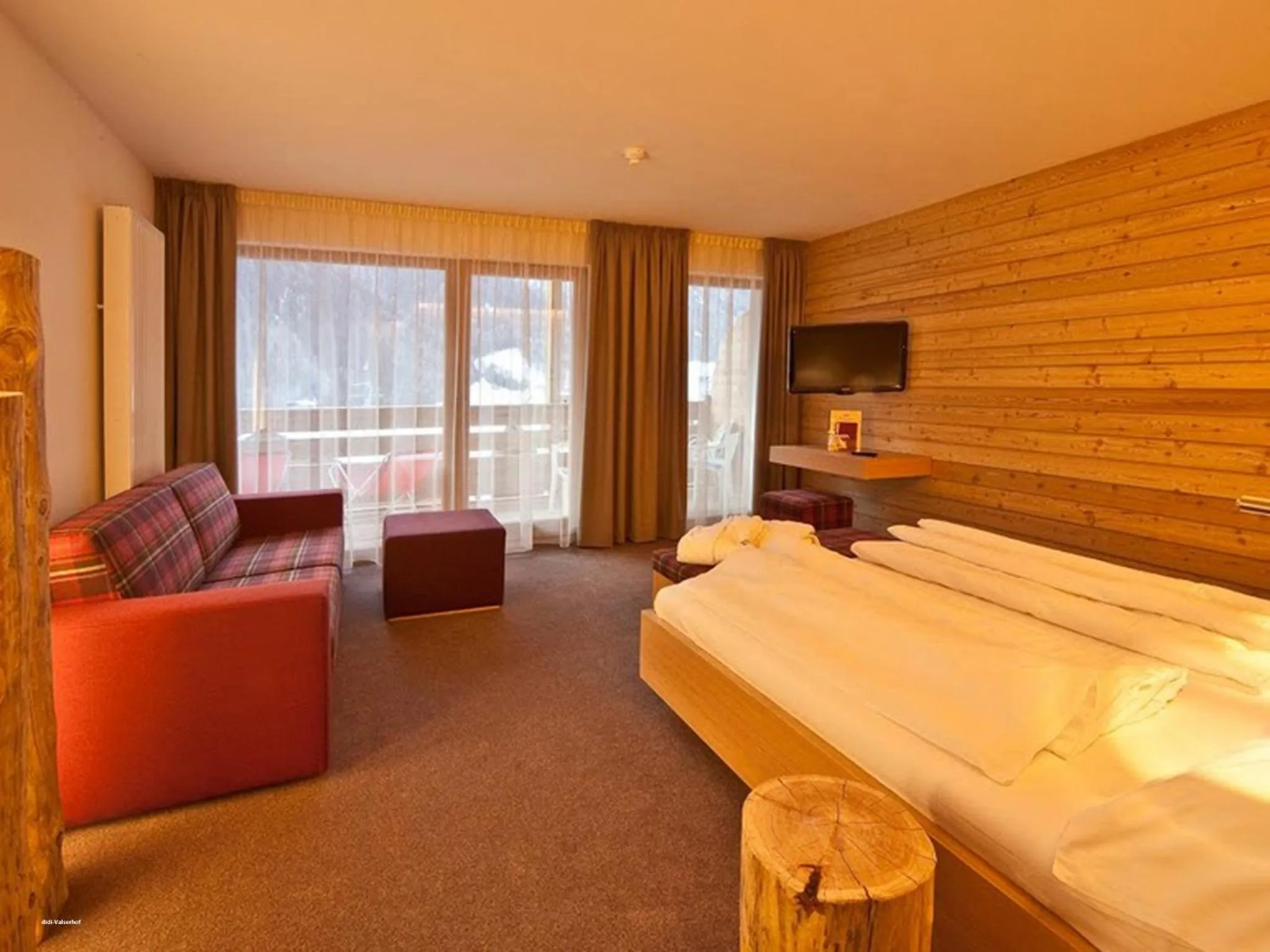 Bedroom, Bed in Hotel Valserhof