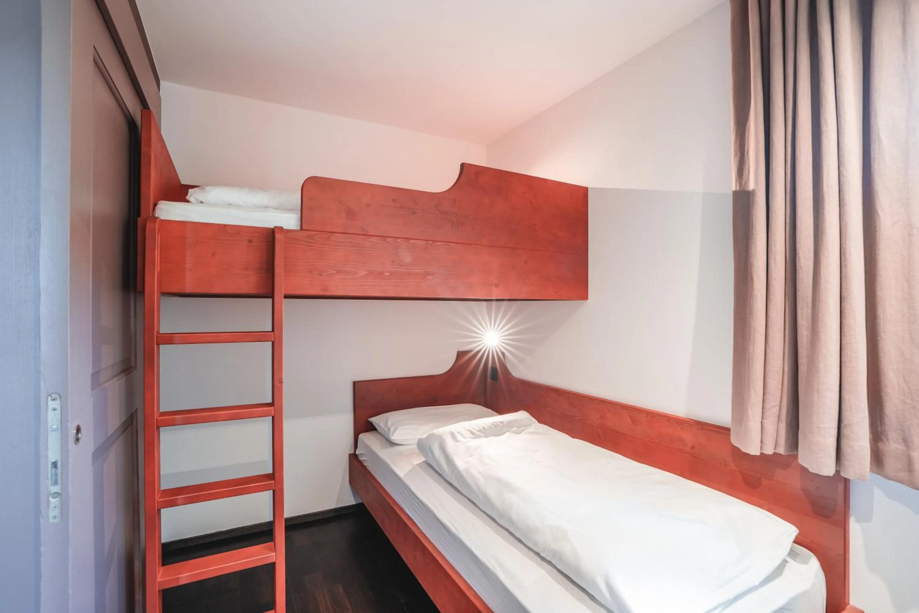 bunk bed, Bed in Hotel Kreuzberg Monte Croce