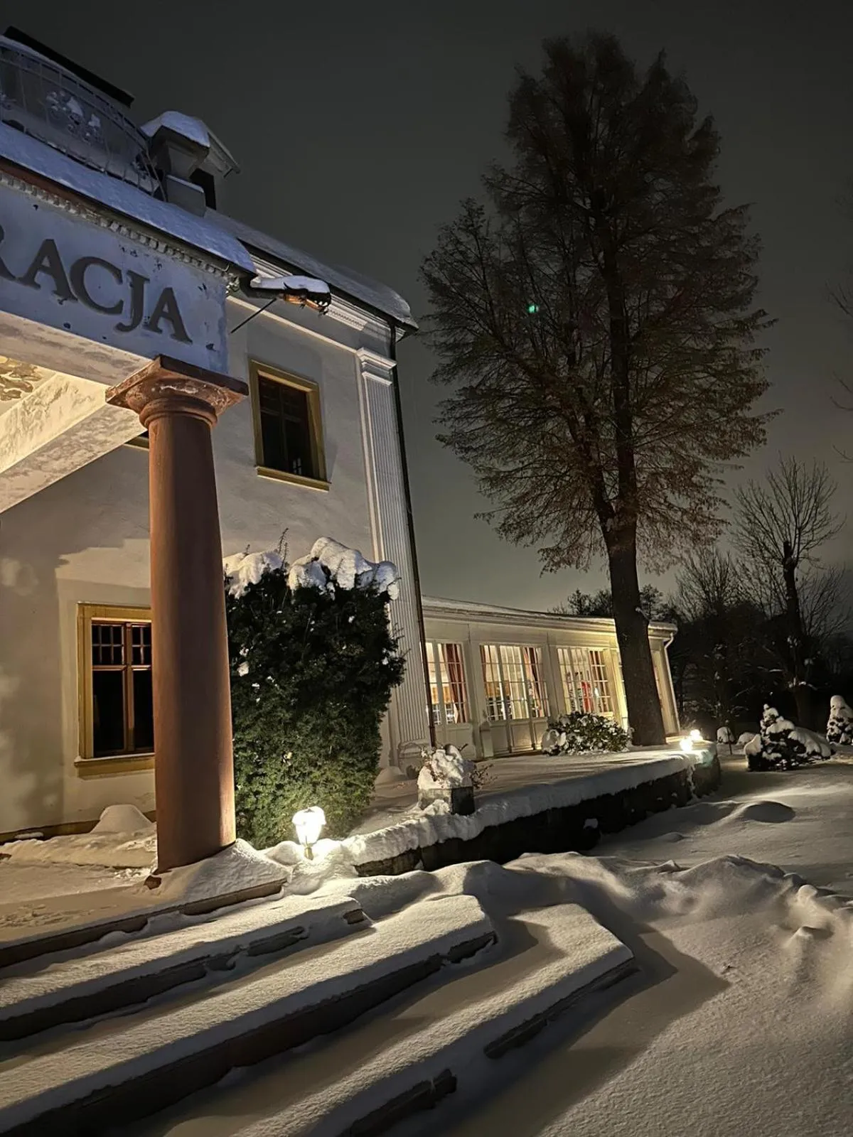 Property building in Pałac na Wodzie Hotel & SPA