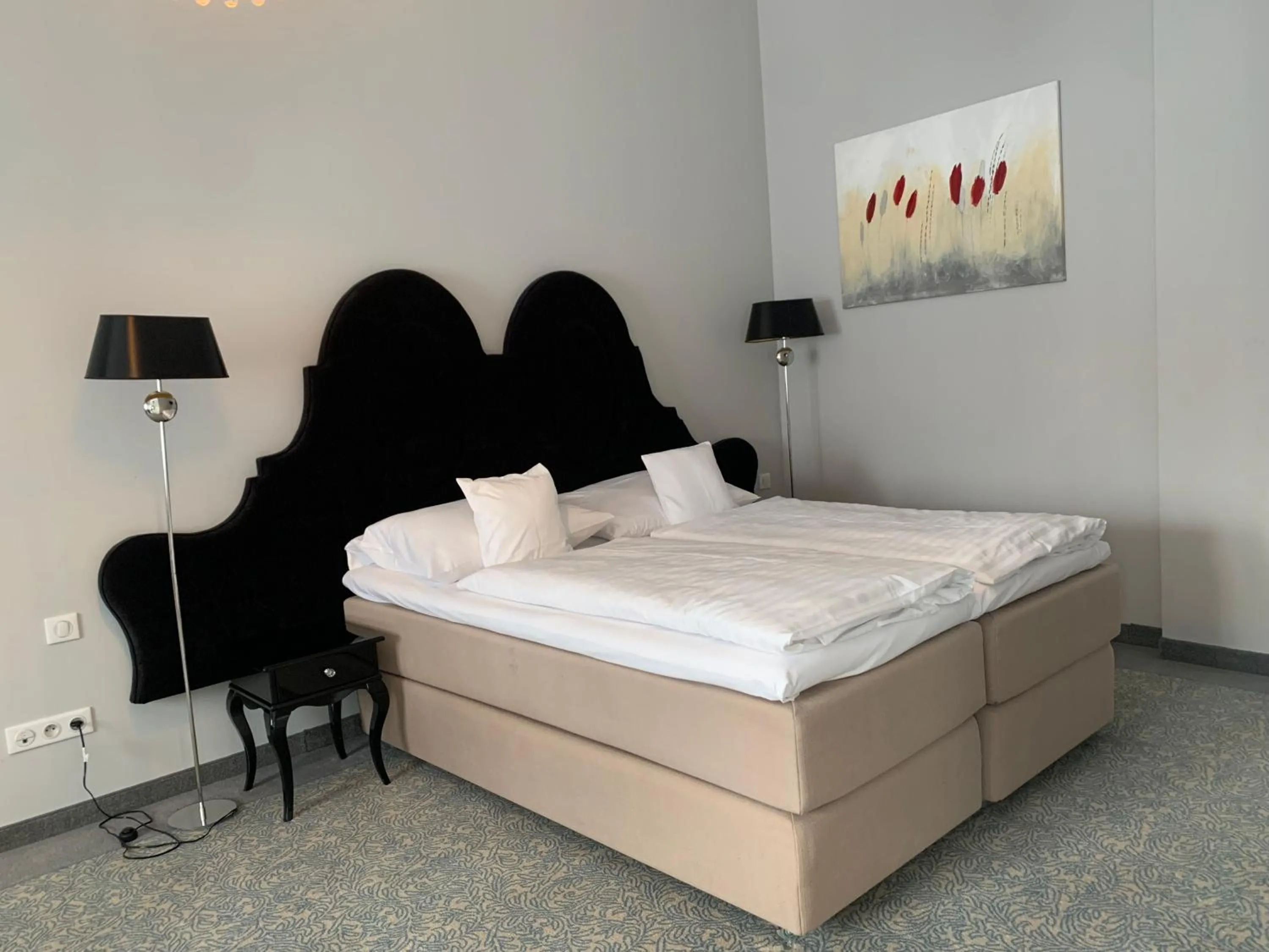 Bed in Pałac na Wodzie Hotel & SPA