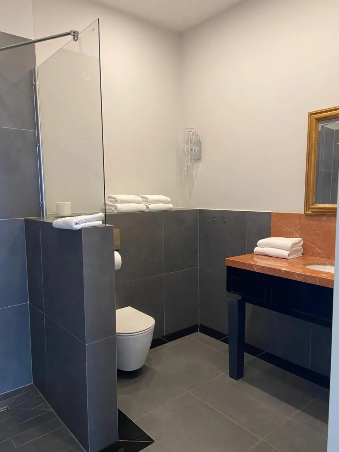 Bathroom in Pałac na Wodzie Hotel & SPA