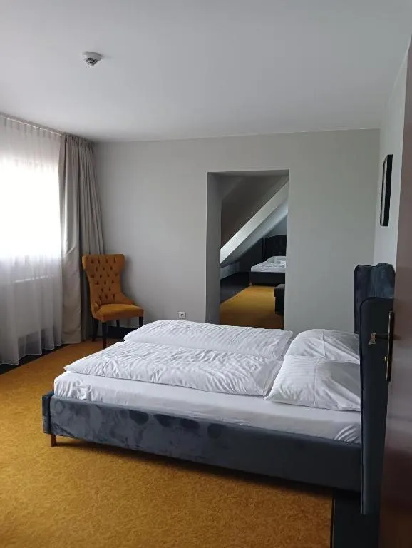 Bed in Pałac na Wodzie Hotel & SPA