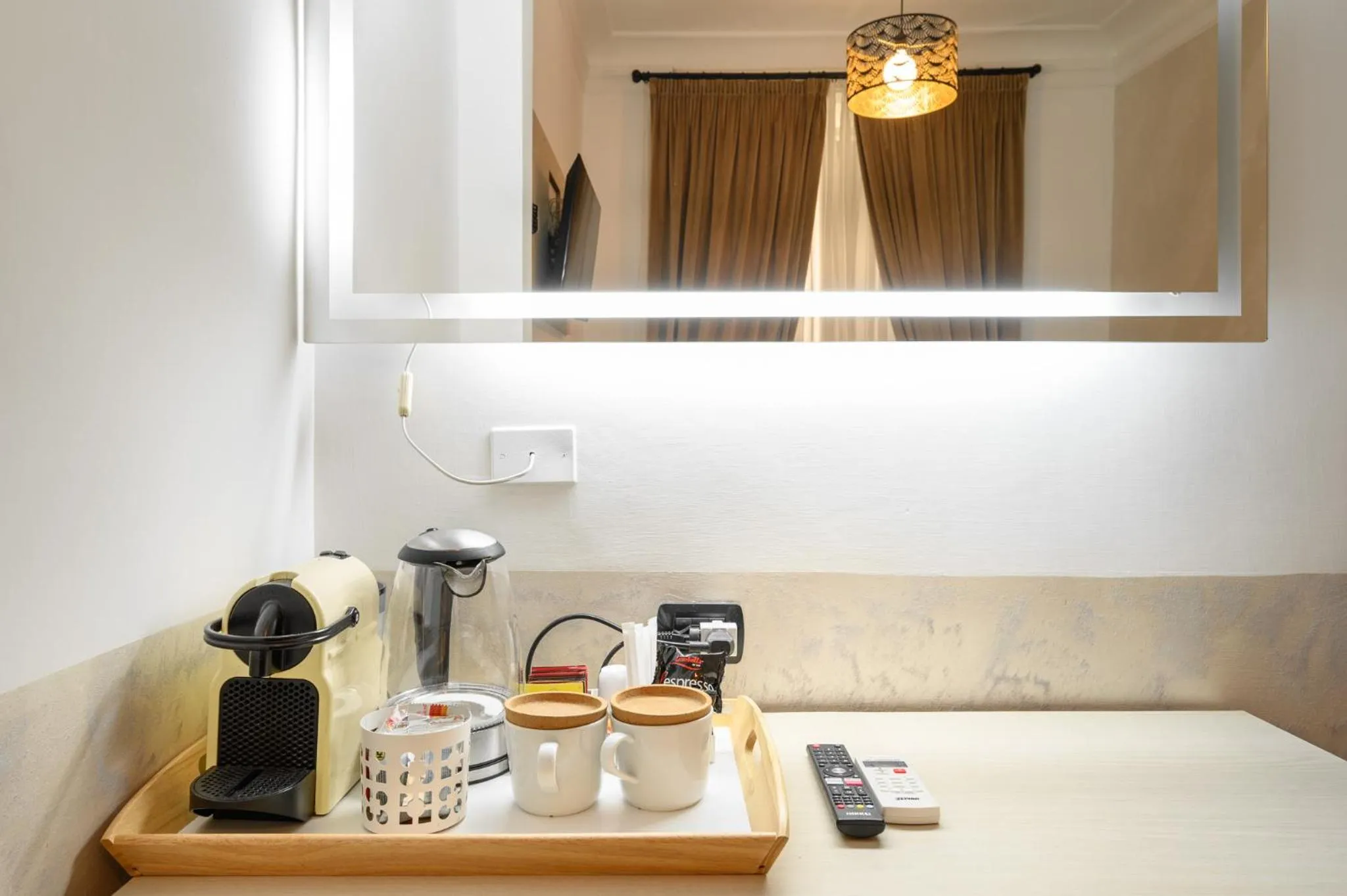 Coffee/tea facilities, Bed in Cola Di Rienzo Suite Guest House