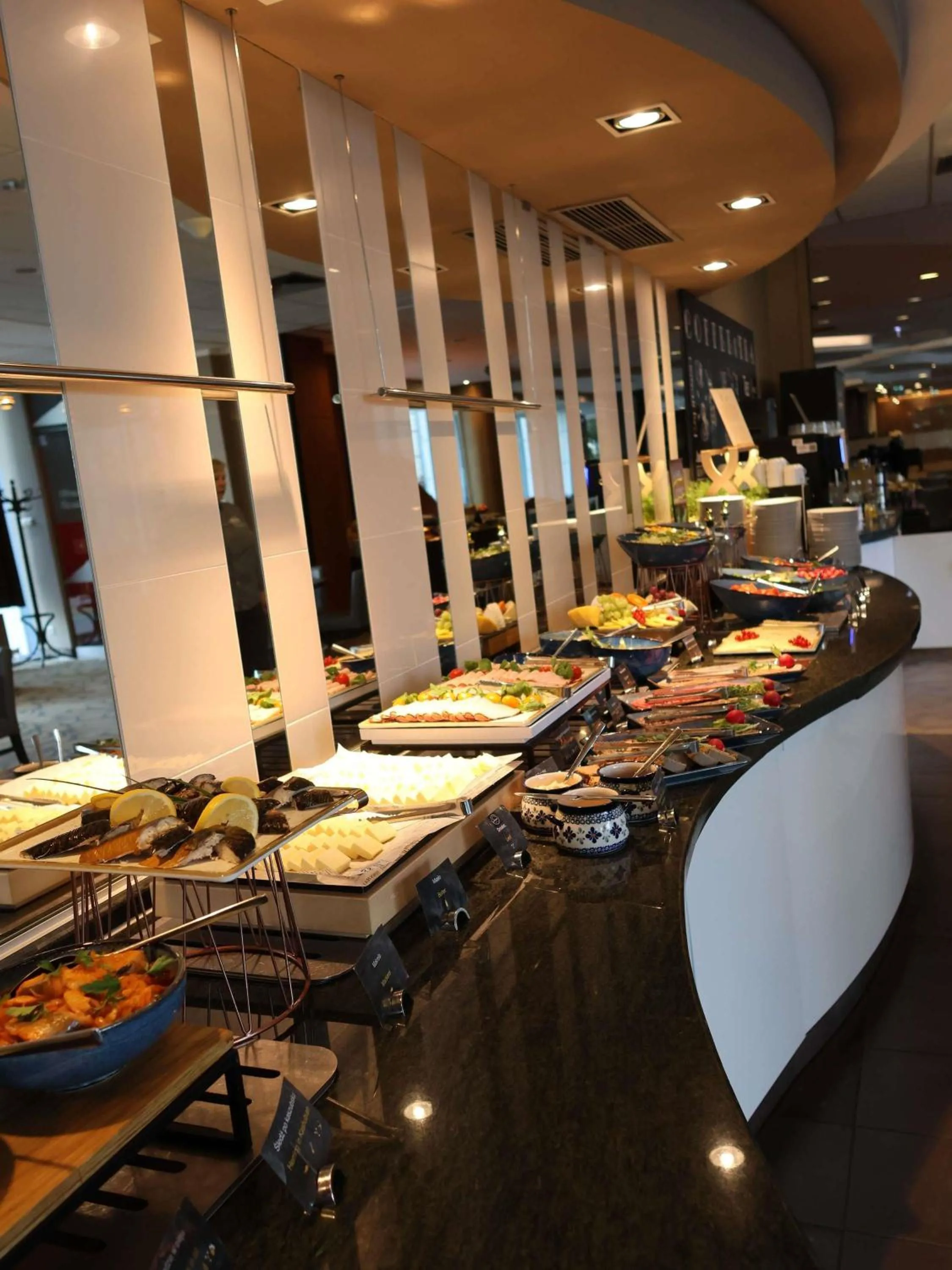 Breakfast in Mercure Warszawa Centrum