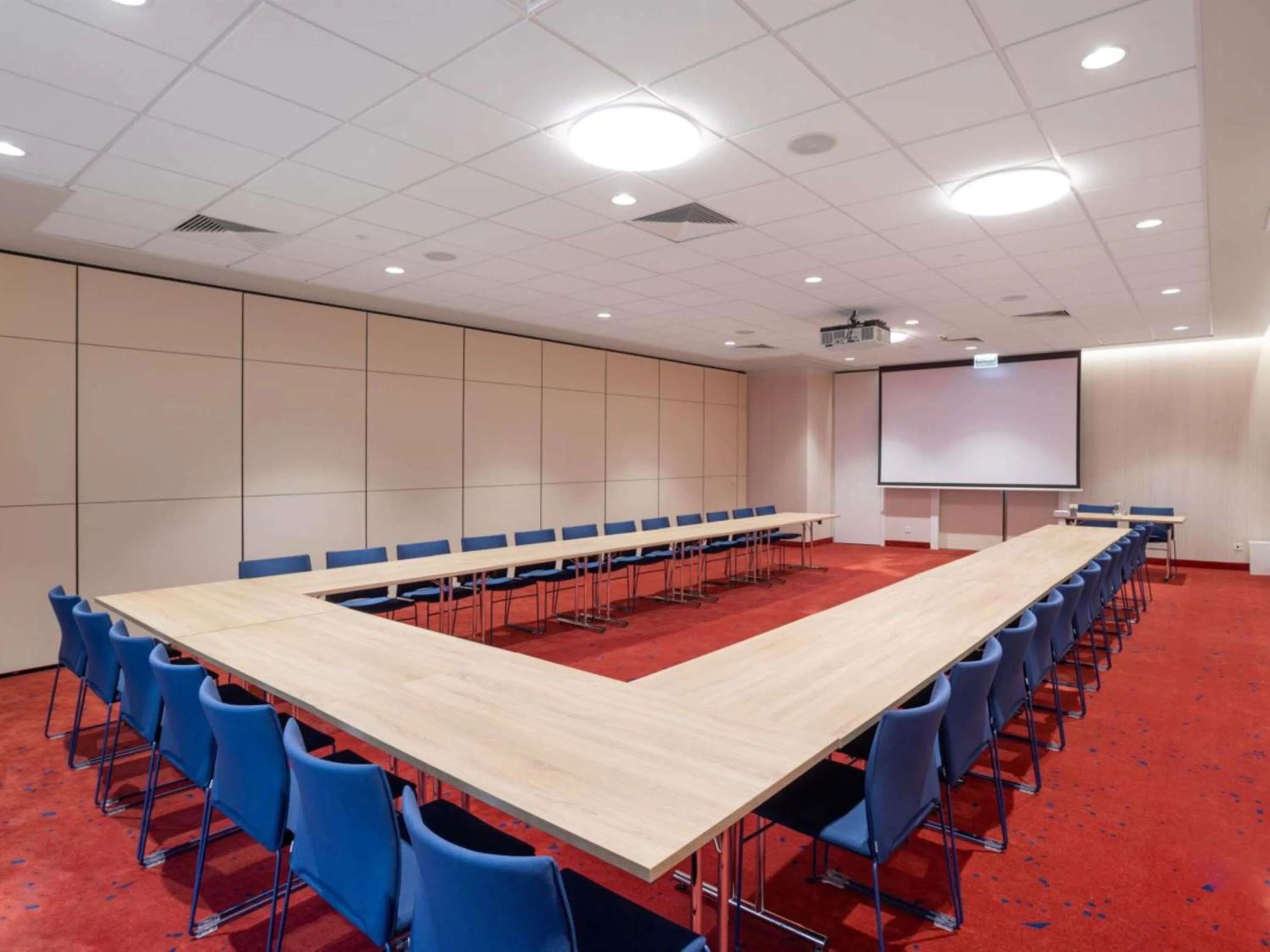 Meeting/conference room in Mercure Warszawa Centrum