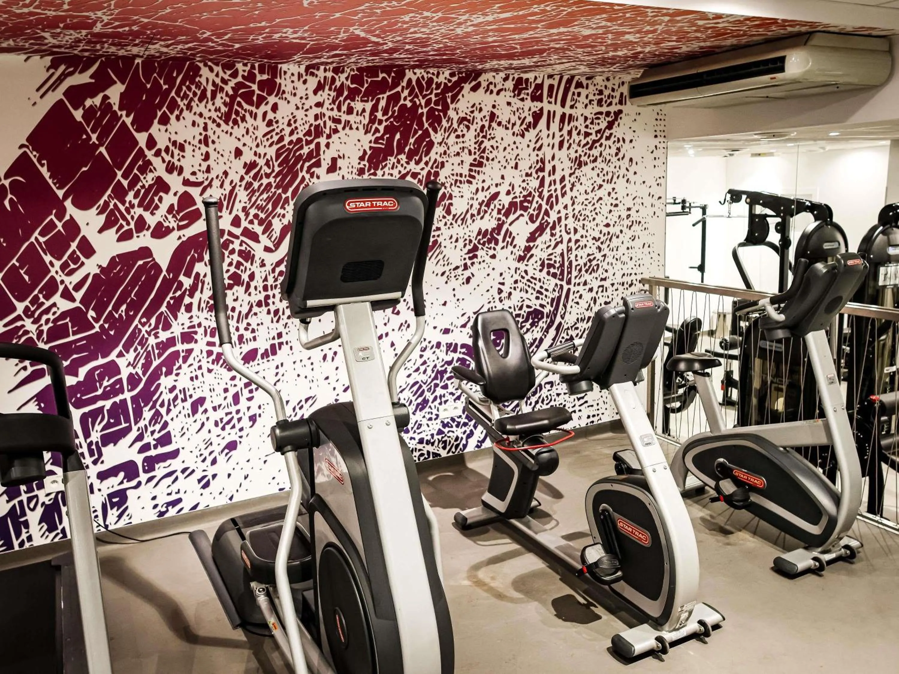 Fitness centre/facilities in Mercure Warszawa Centrum