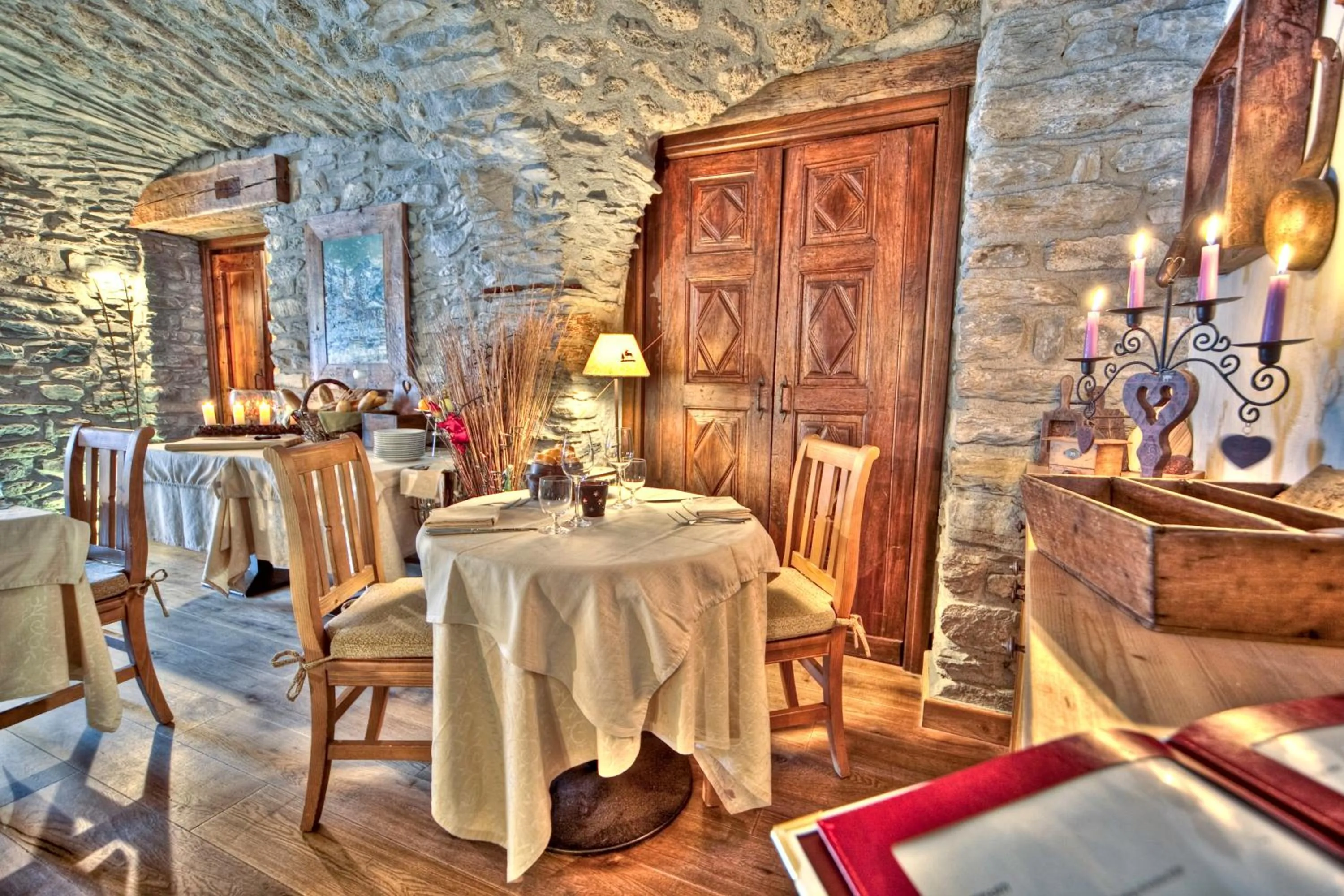 Restaurant/places to eat in Le Miramonti Hotel Restaurant & Wellness