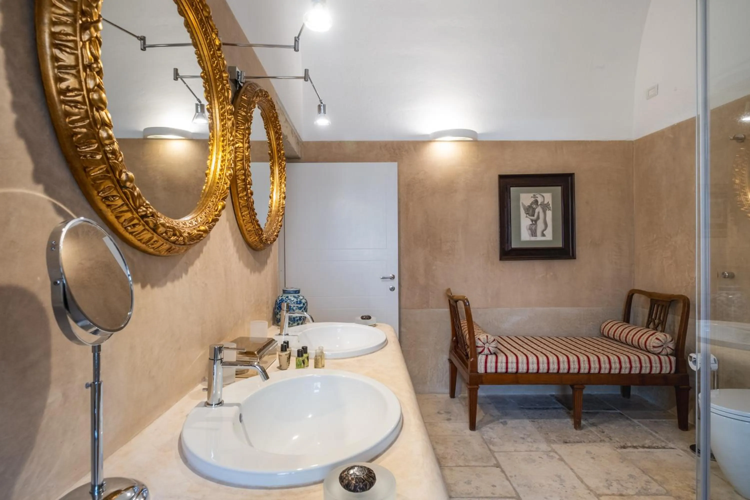 Bathroom in Palazzo Ducale Venturi - Luxury Hotel & Wellness