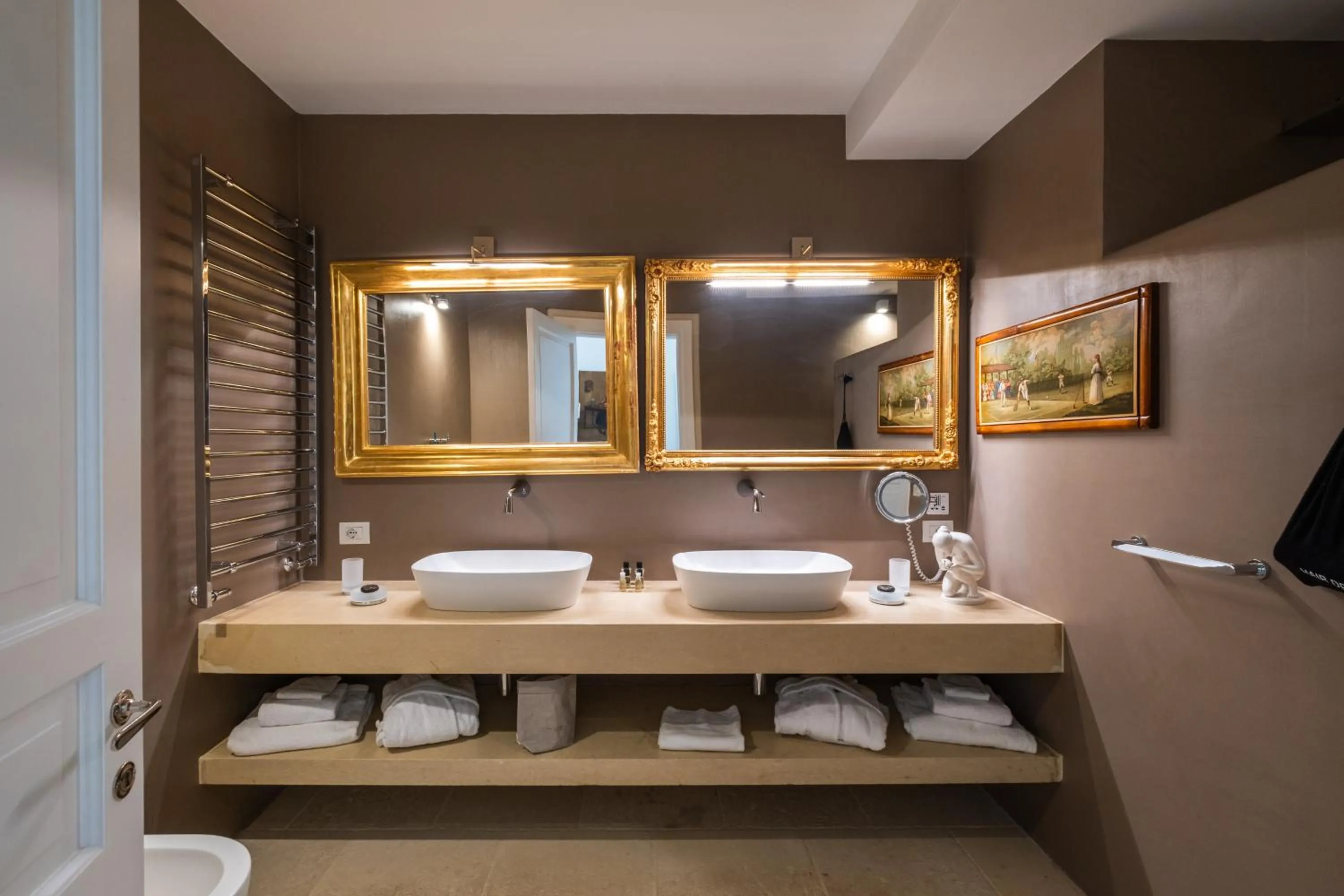 Bathroom in Palazzo Ducale Venturi - Luxury Hotel & Wellness