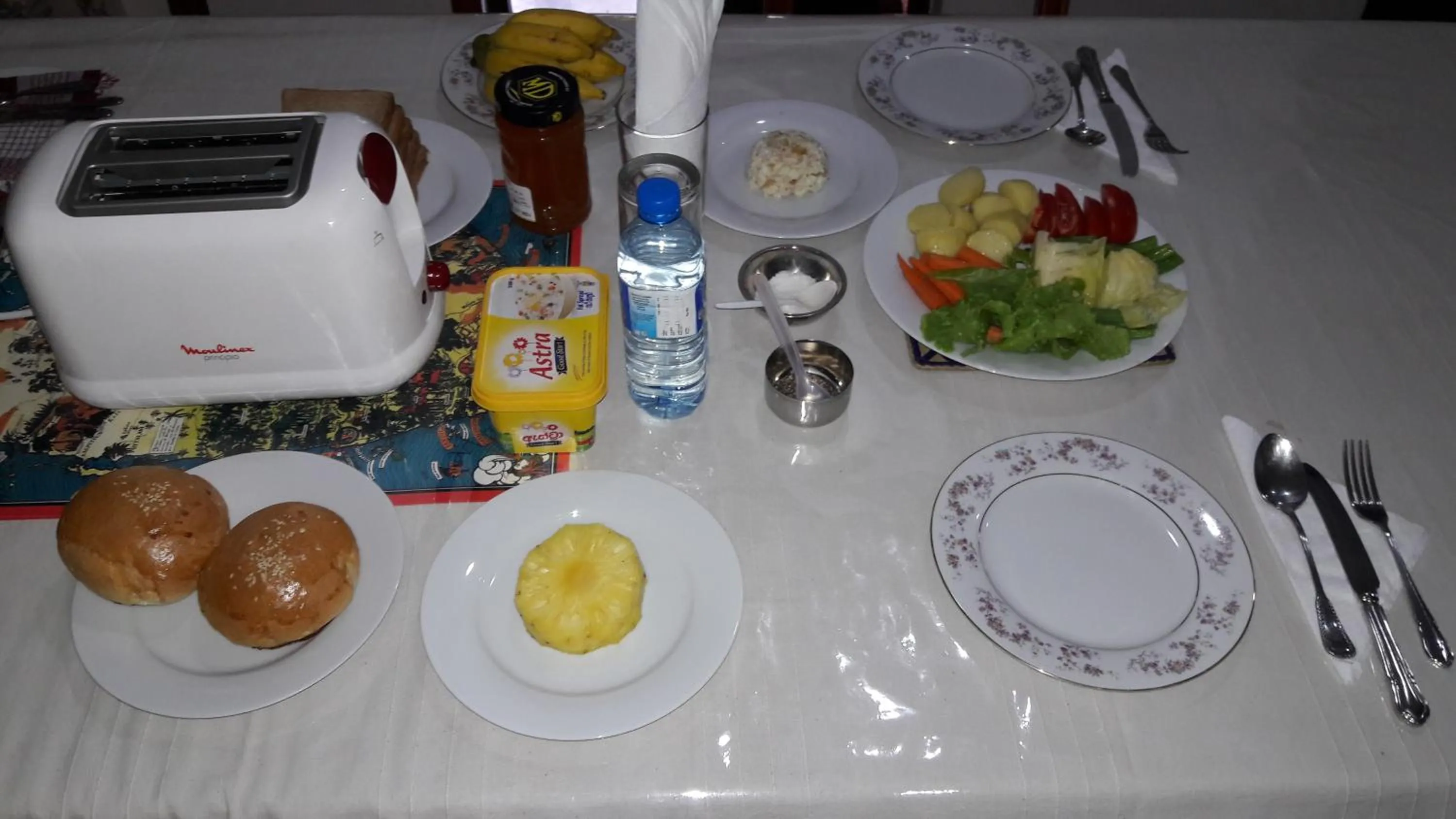 Breakfast in Rooms 154/14