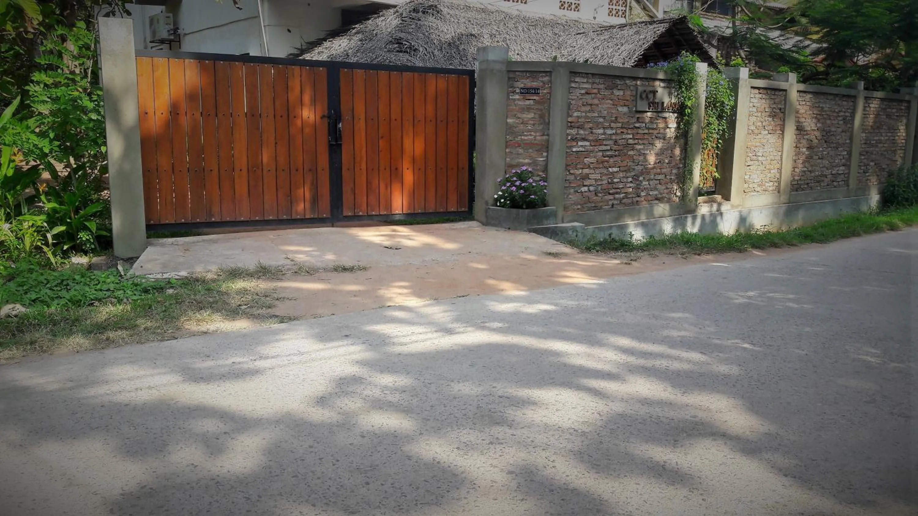 Property building in Rooms 154/14