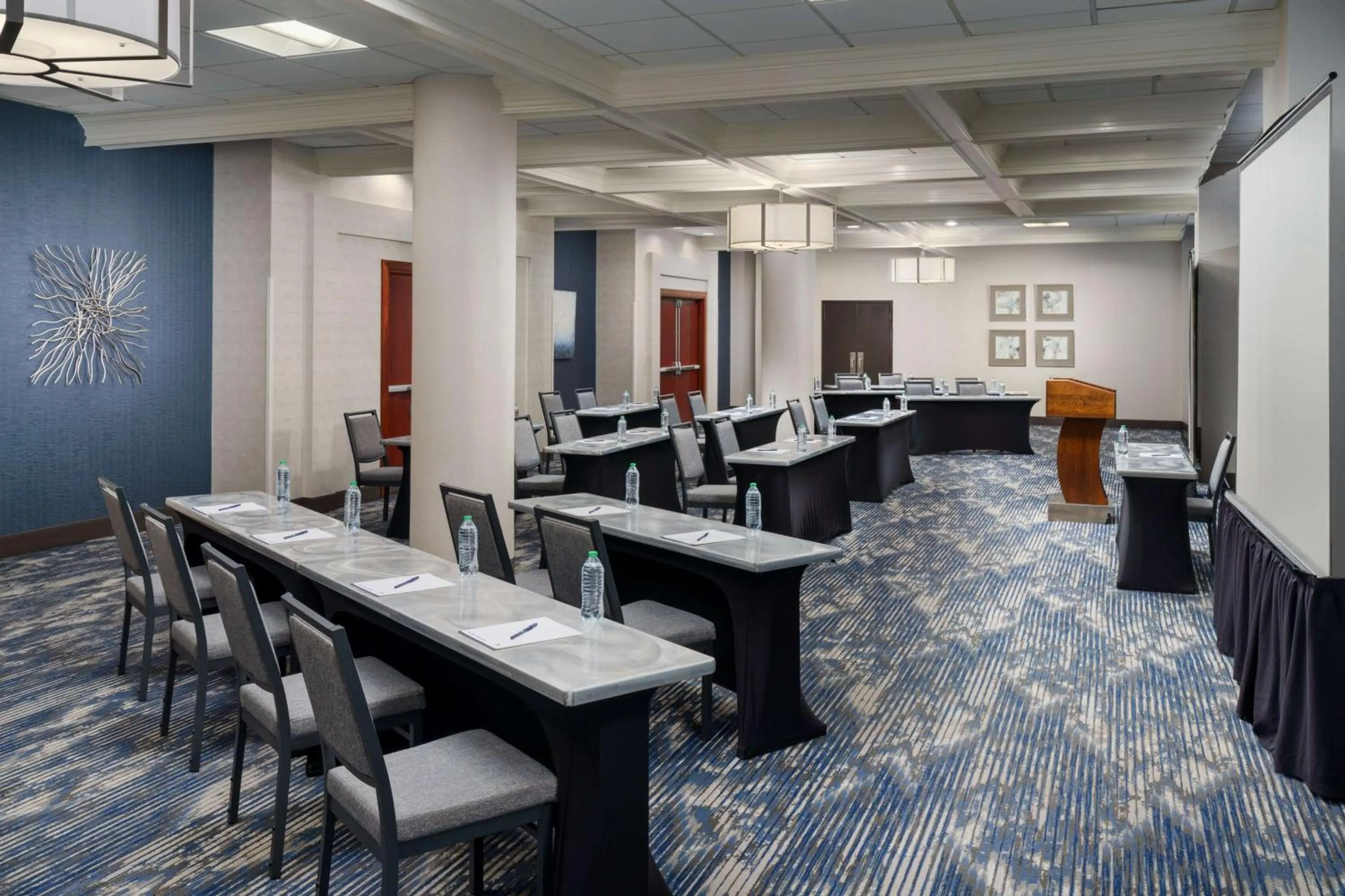Meeting/conference room in DoubleTree by Hilton Charlotte City Center