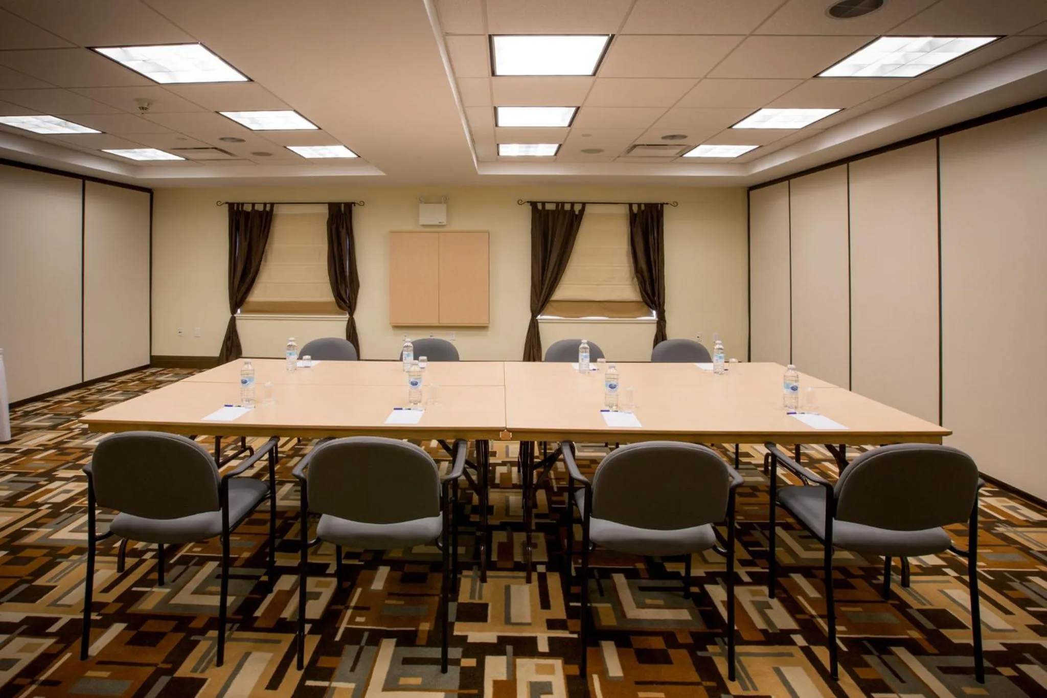 Meeting/conference room in Holiday Inn Express Stellarton-New Glasgow by IHG