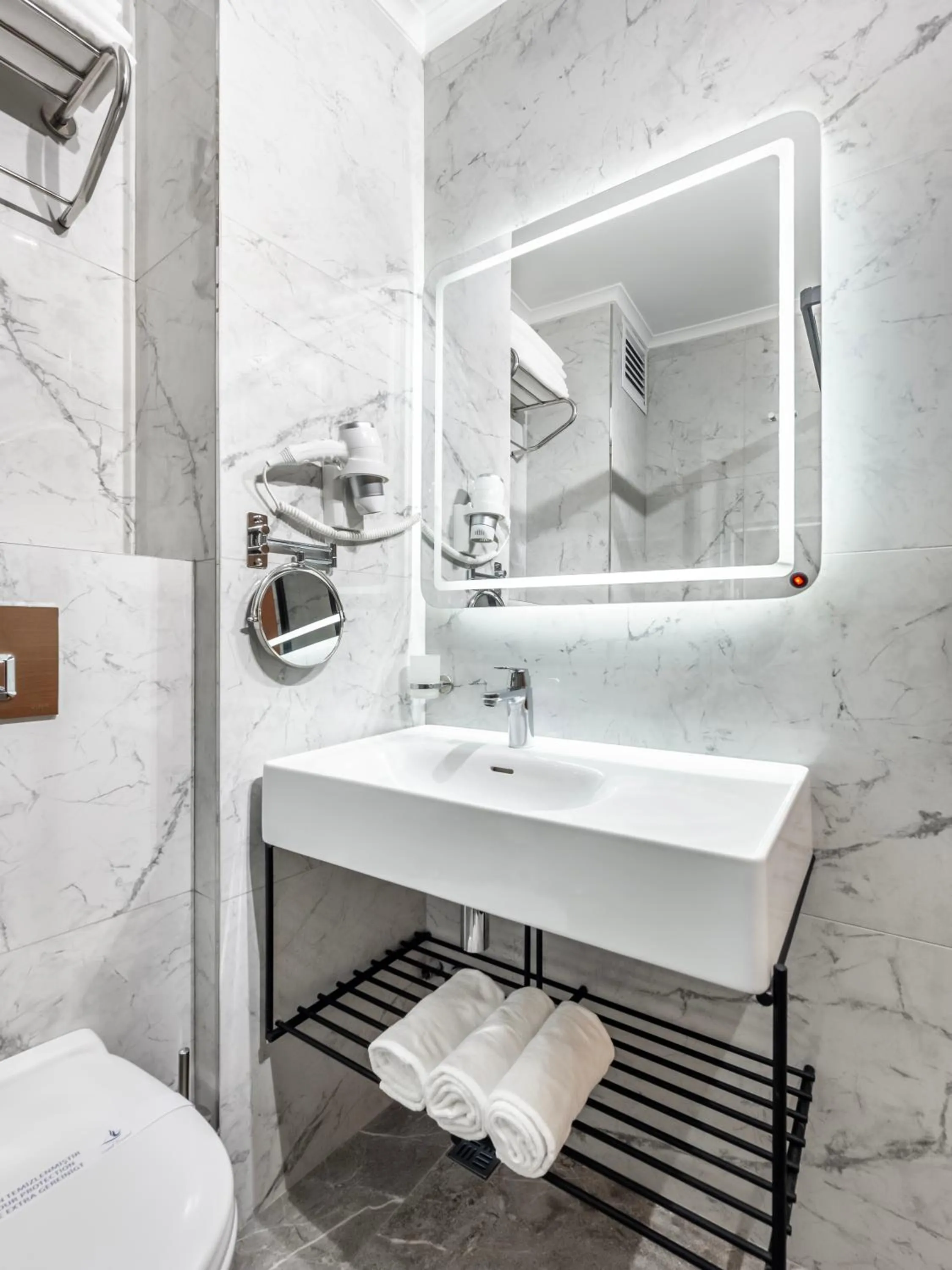 Bathroom in Hotel Bristol