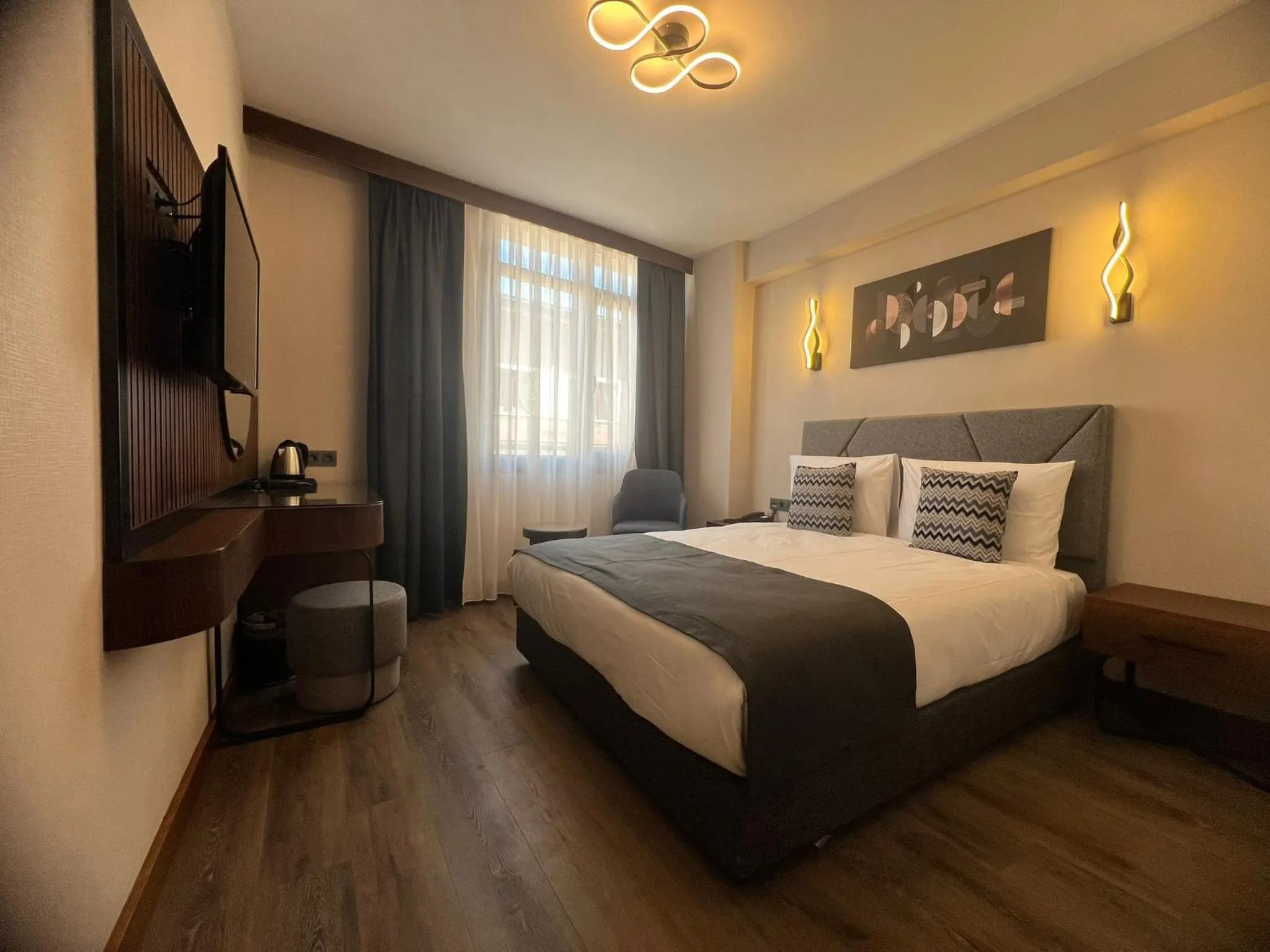 Photo of the whole room, Bed in Hotel Bristol