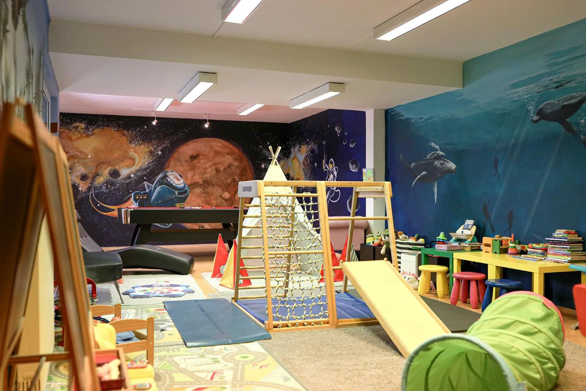 Game Room in Hof von Oldenburg