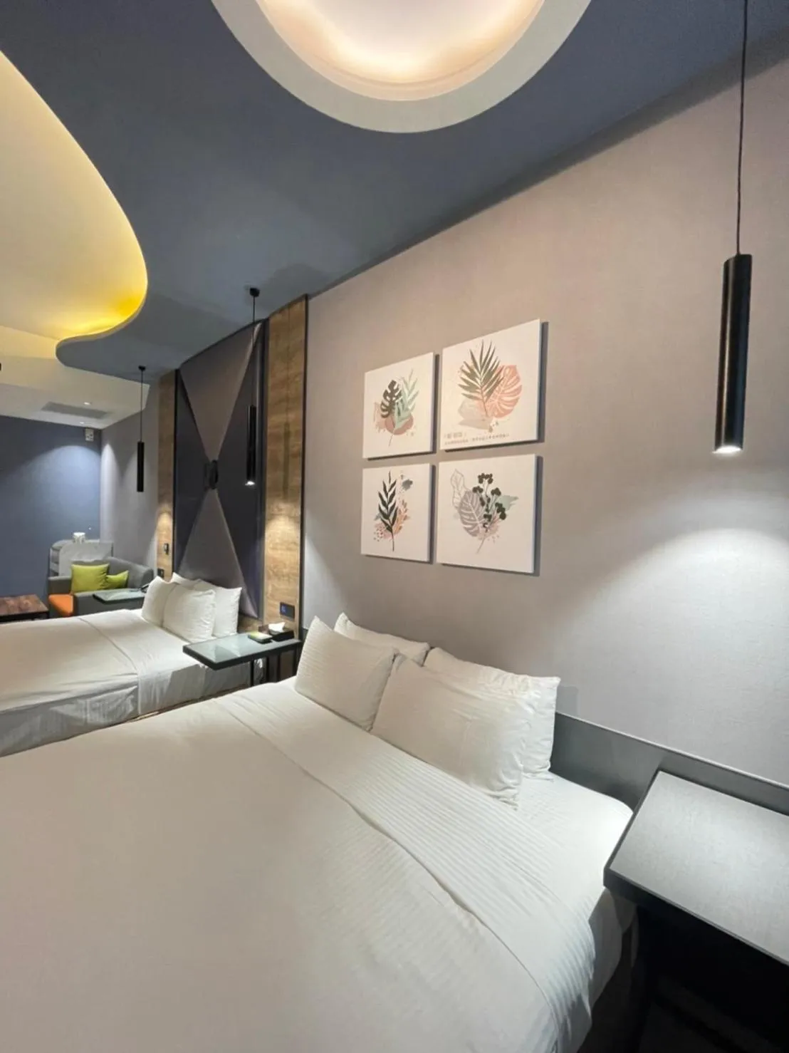 Minimalist Fashion Motel