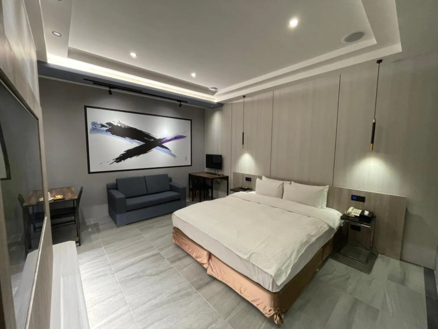 Minimalist Fashion Motel