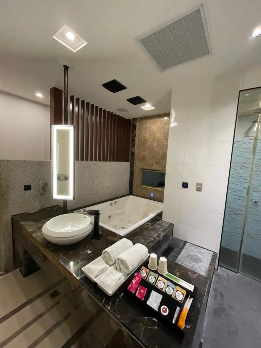 Minimalist Fashion Motel