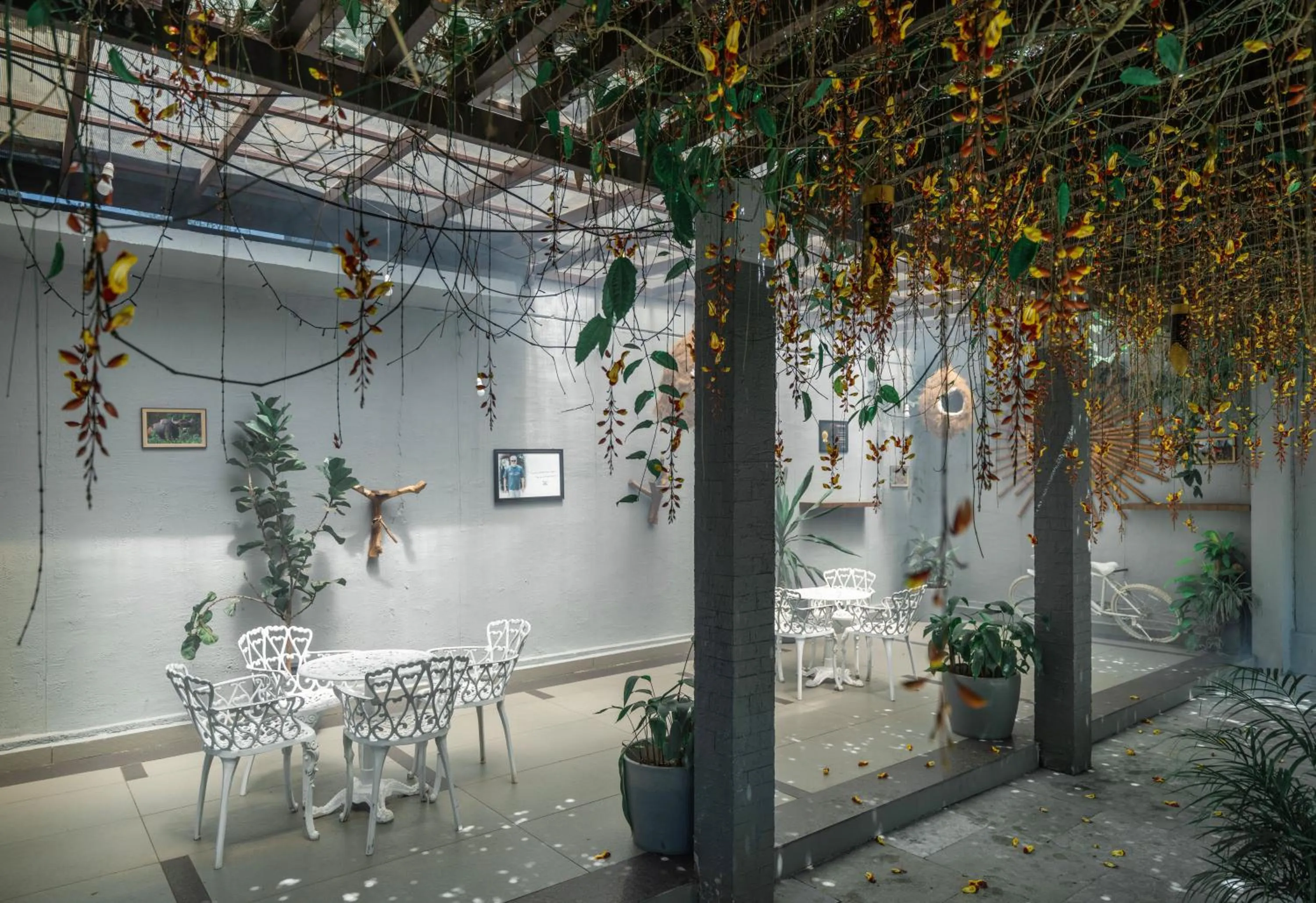 Seating area in The Mountain Courtyard Thekkady