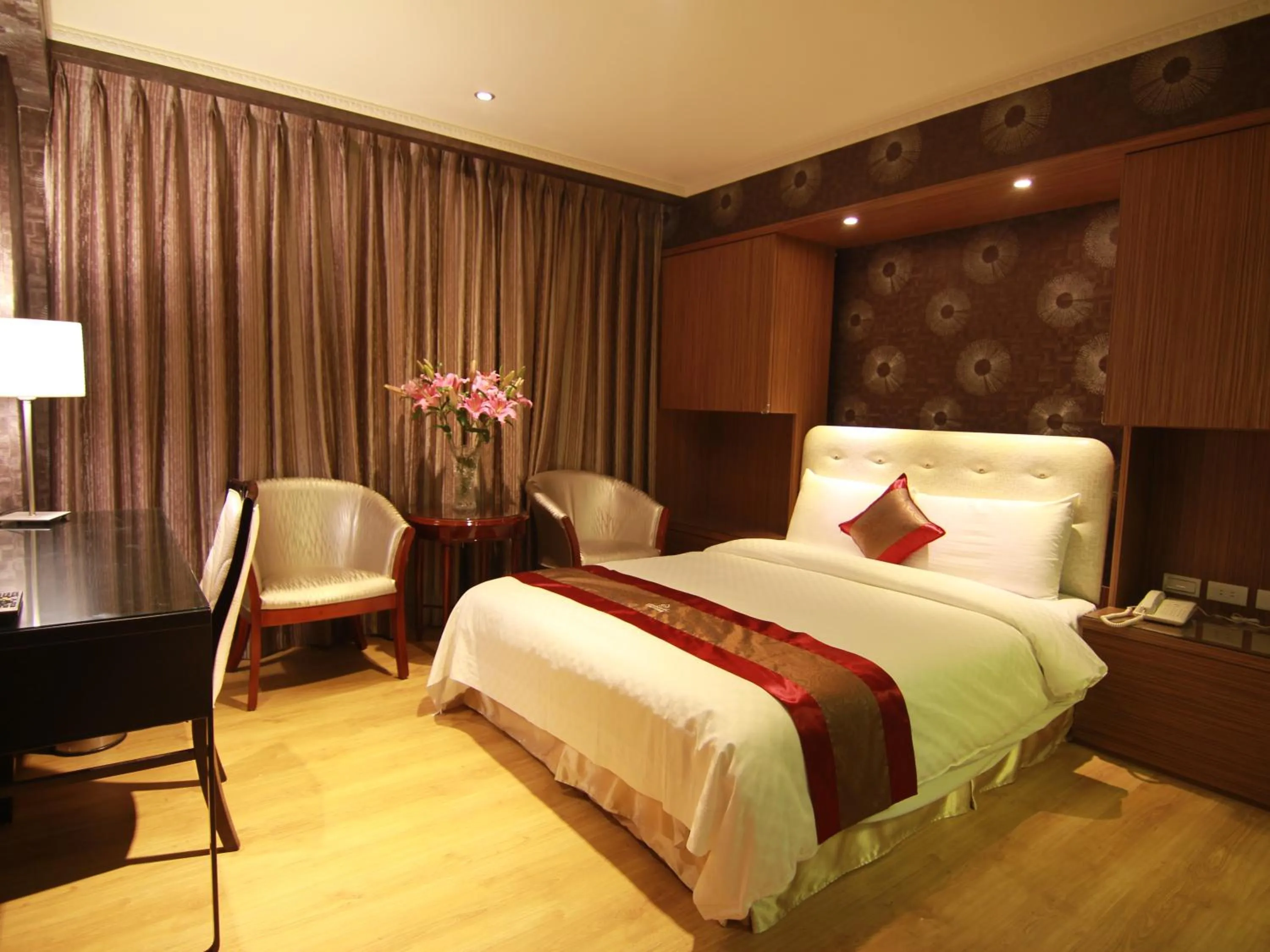 Bedroom, Bed in Wonderful Hall Hotel