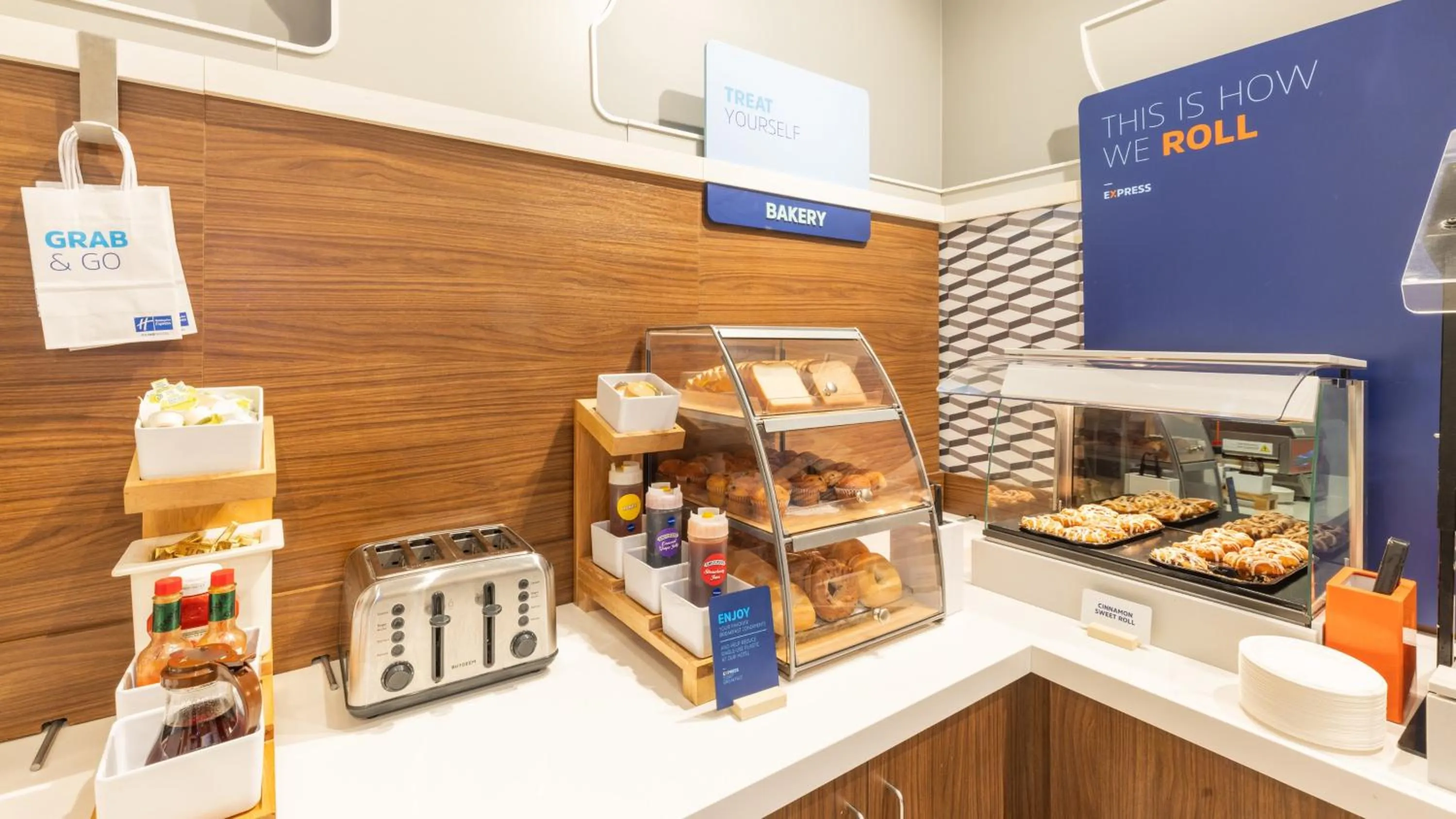 Breakfast in Holiday Inn Express Bellingham by IHG