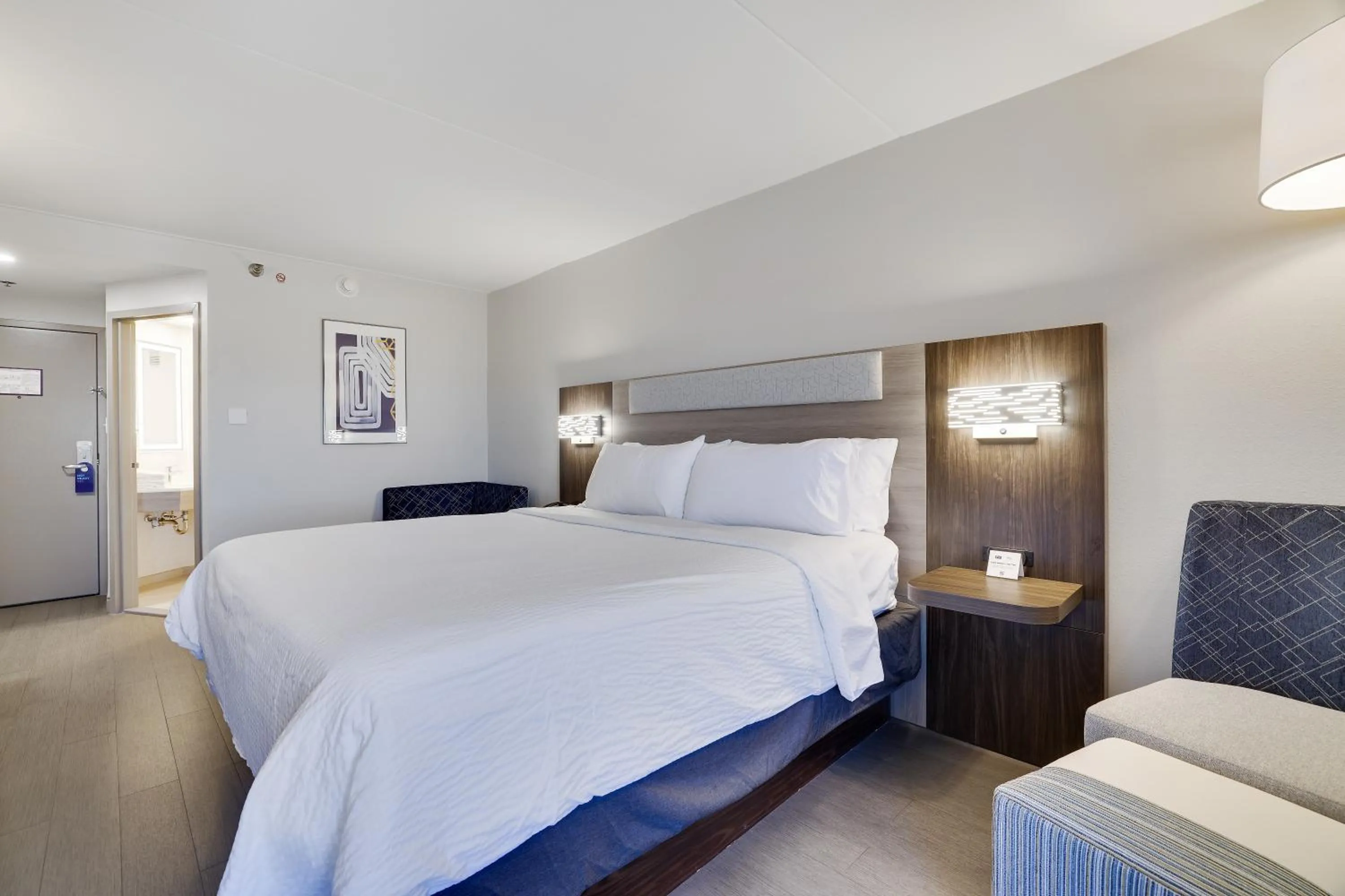 Bedroom, Bed in Holiday Inn Express Wilkes Barre East by IHG