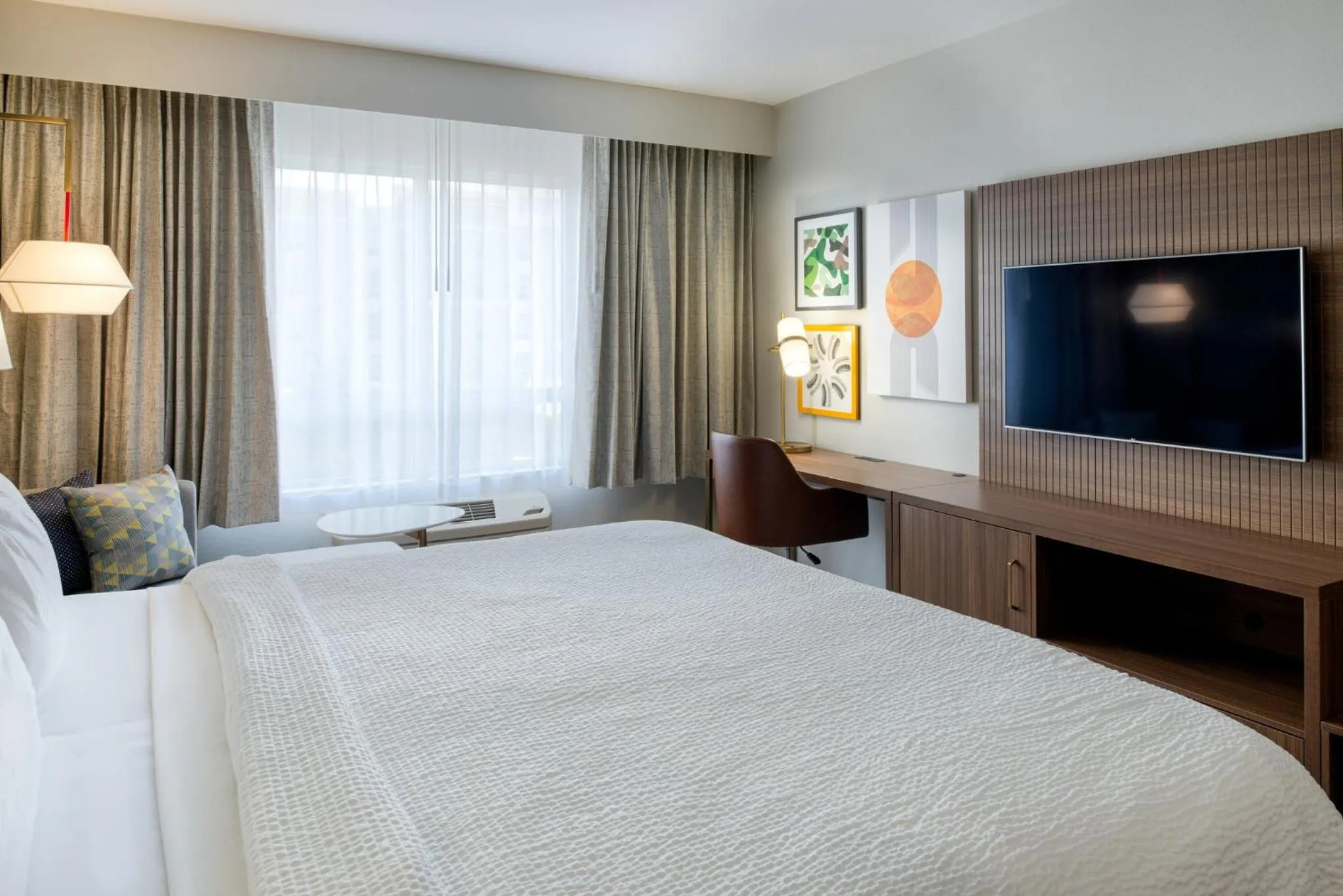 Photo of the whole room, Bed in Holiday Inn Rock Hill by IHG