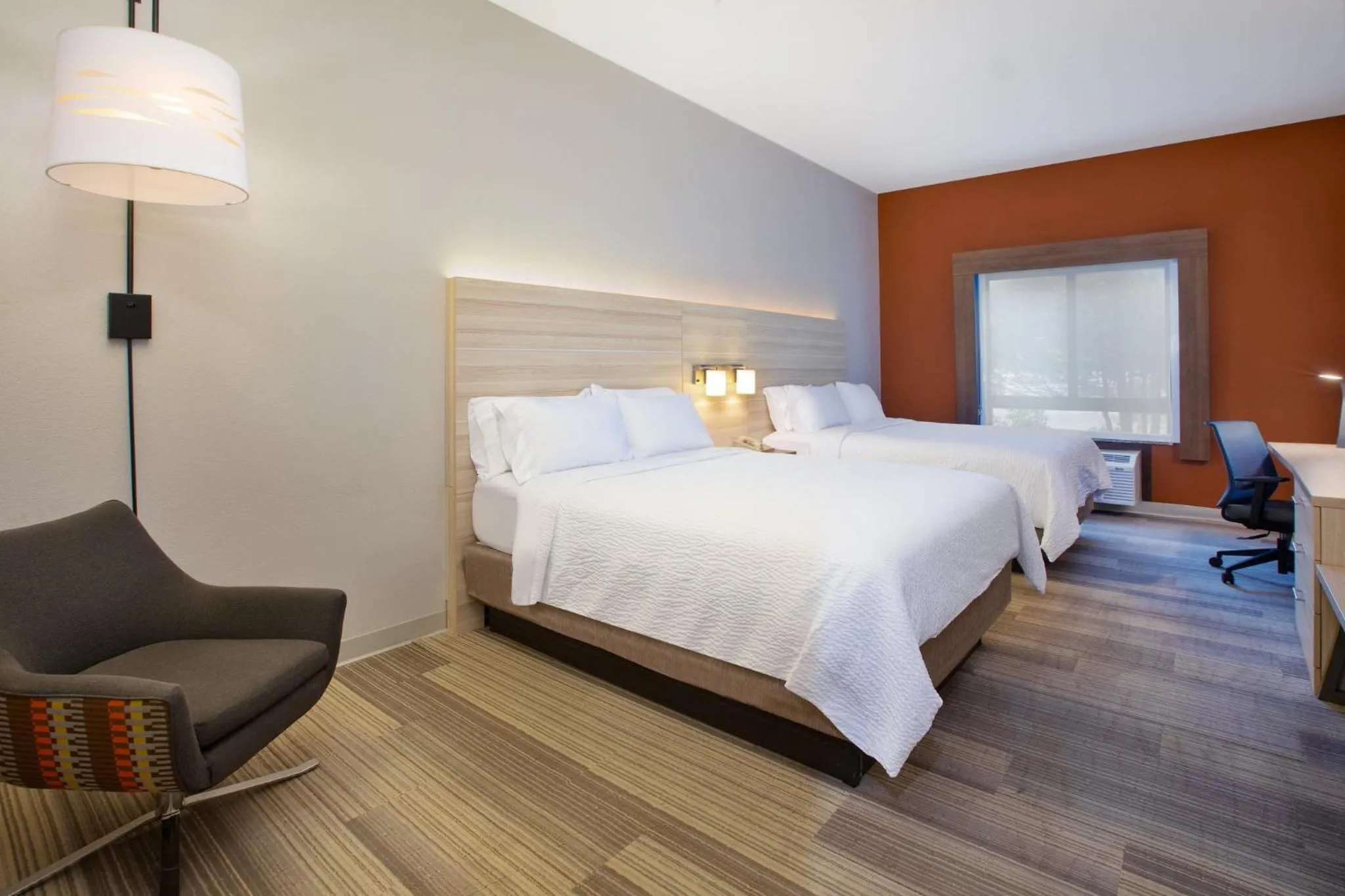 Photo of the whole room, Bed in Holiday Inn Express Hotel & Suites Athens by IHG