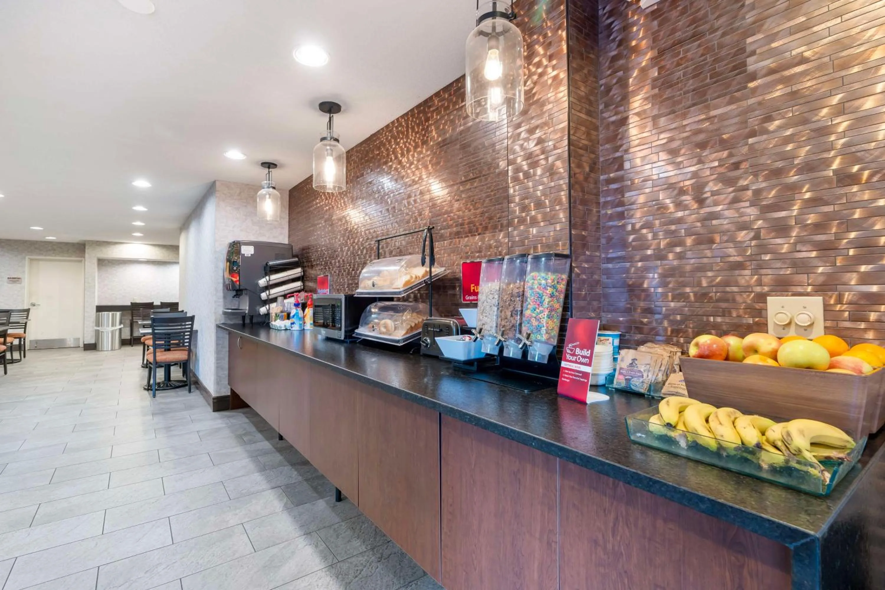 Breakfast in Best Western Bend North