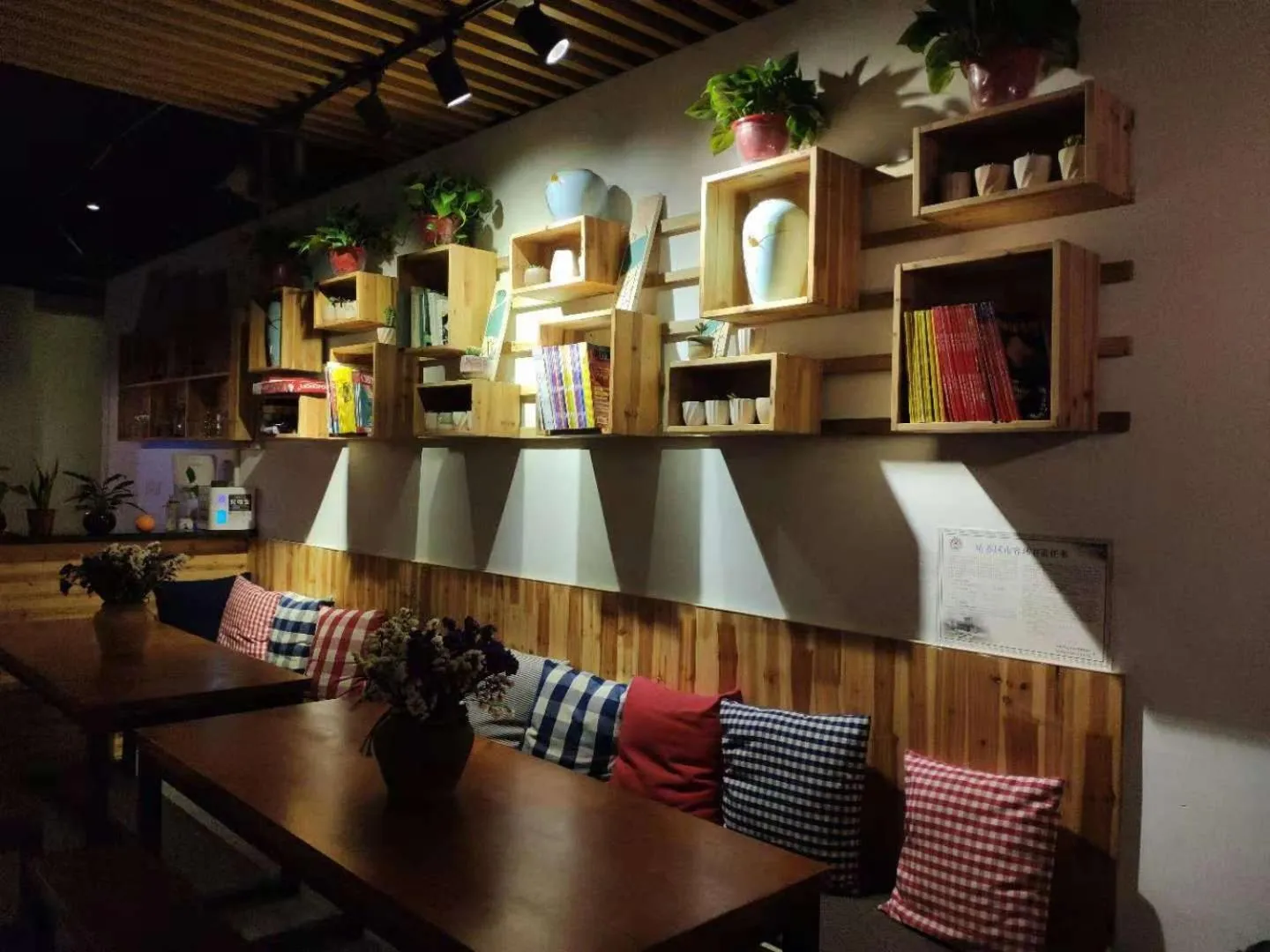 Restaurant/places to eat in Suzhou Blue Gate Youth Hostel