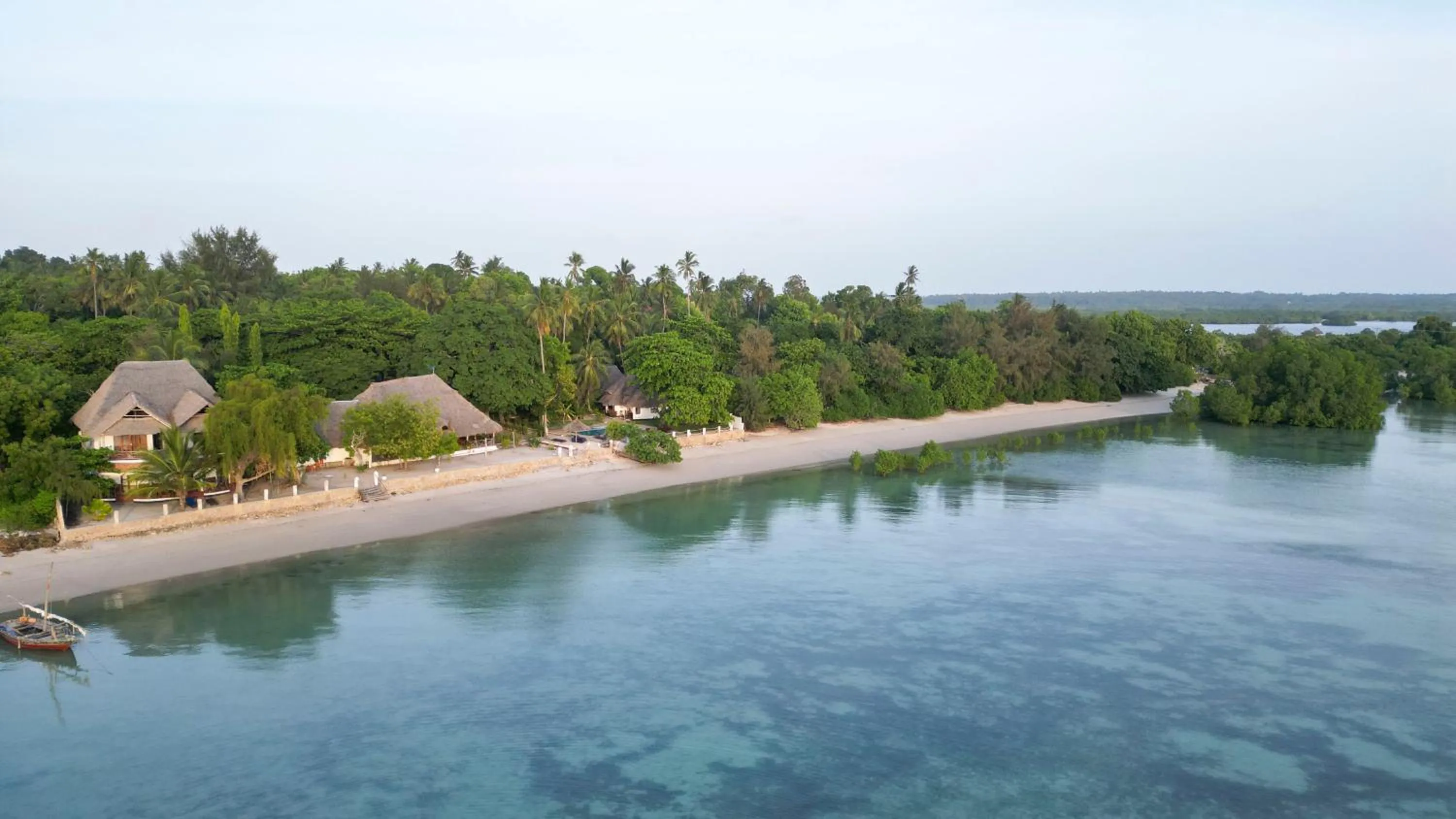 Menai Bay Beach Bungalows