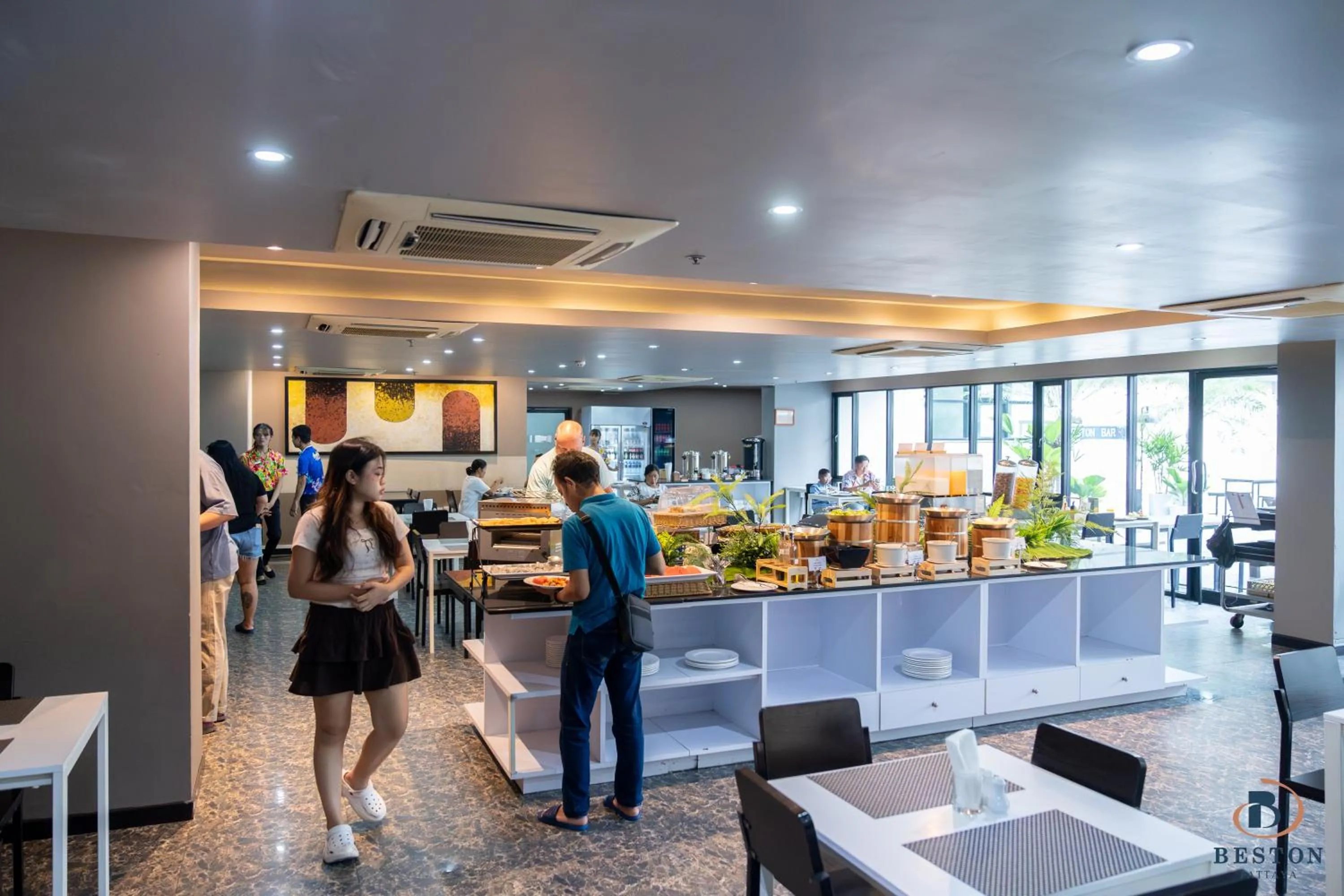 Food and drinks in Beston Pattaya - SHA Plus Certified