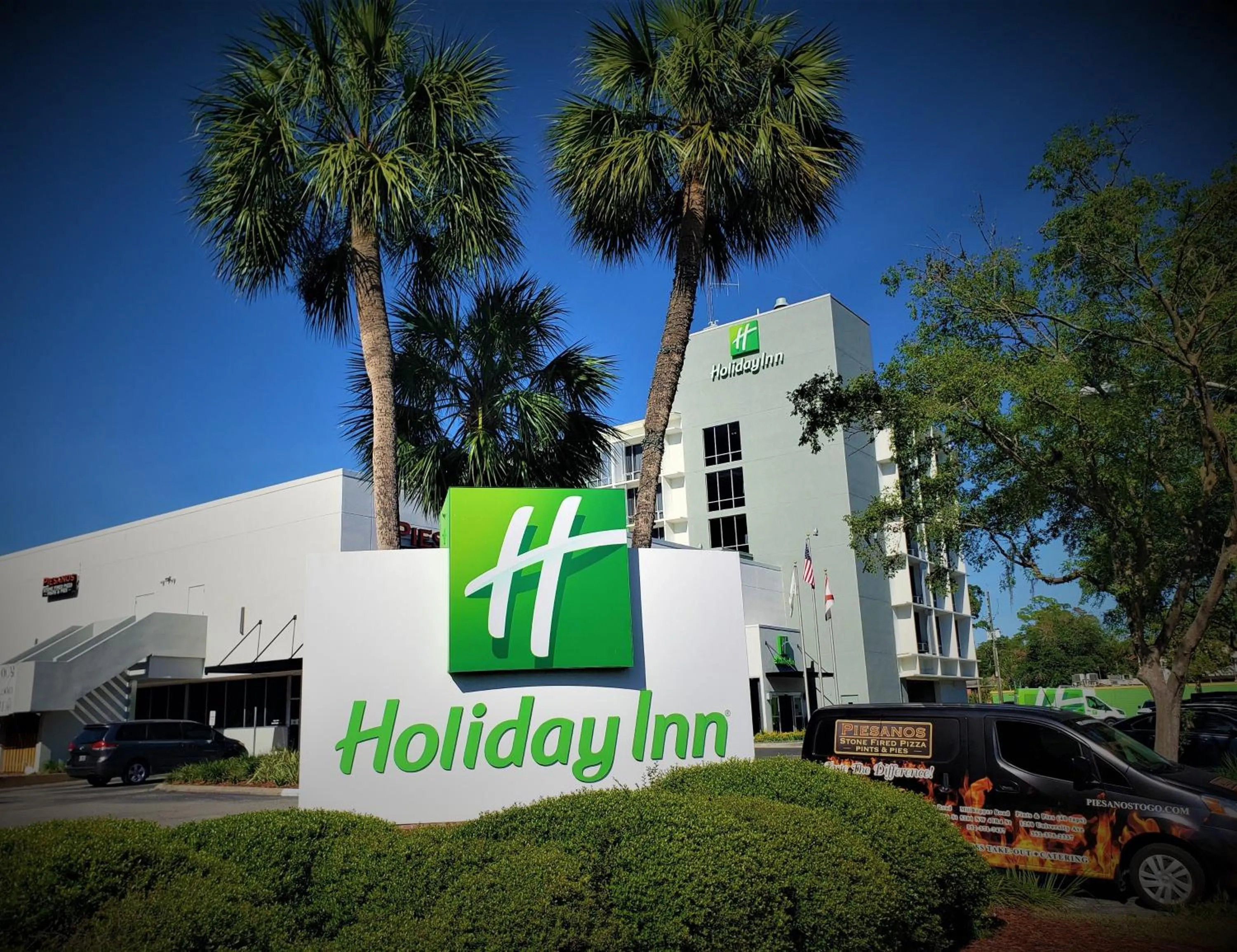 Property building in Holiday Inn Gainesville-University Center by IHG