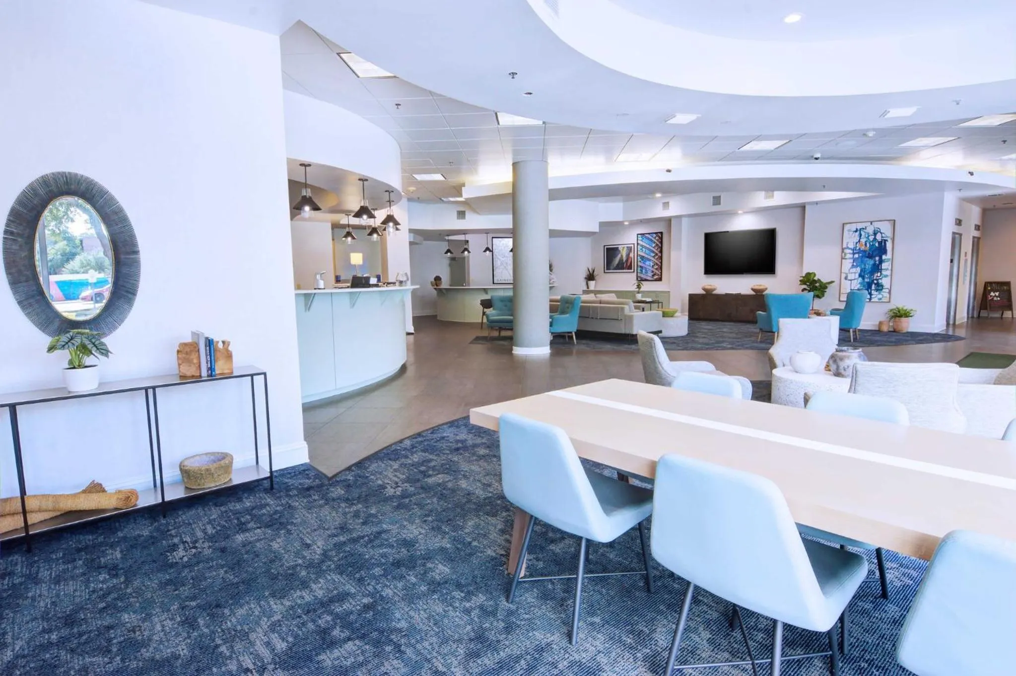 Property building in Holiday Inn Gainesville-University Center by IHG