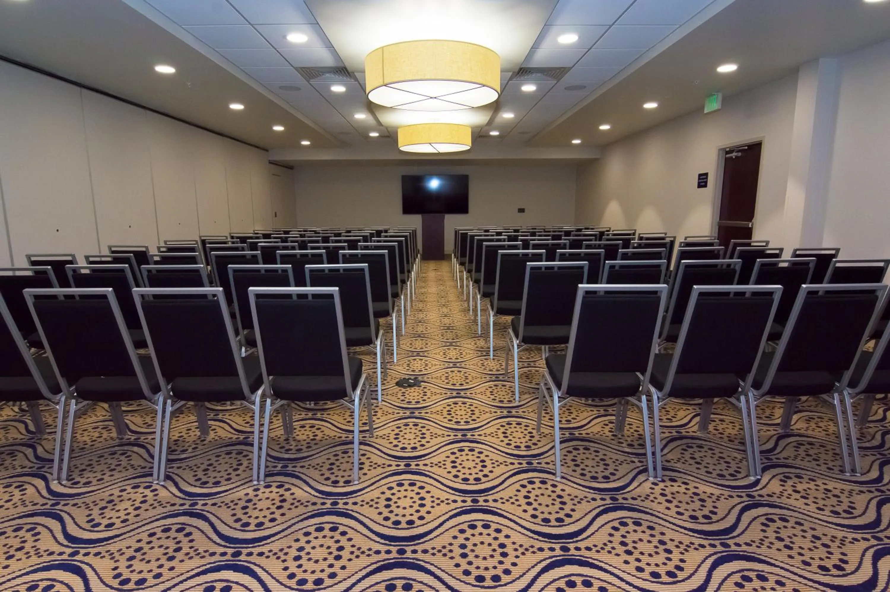 Meeting/conference room in Holiday Inn Gainesville-University Center by IHG