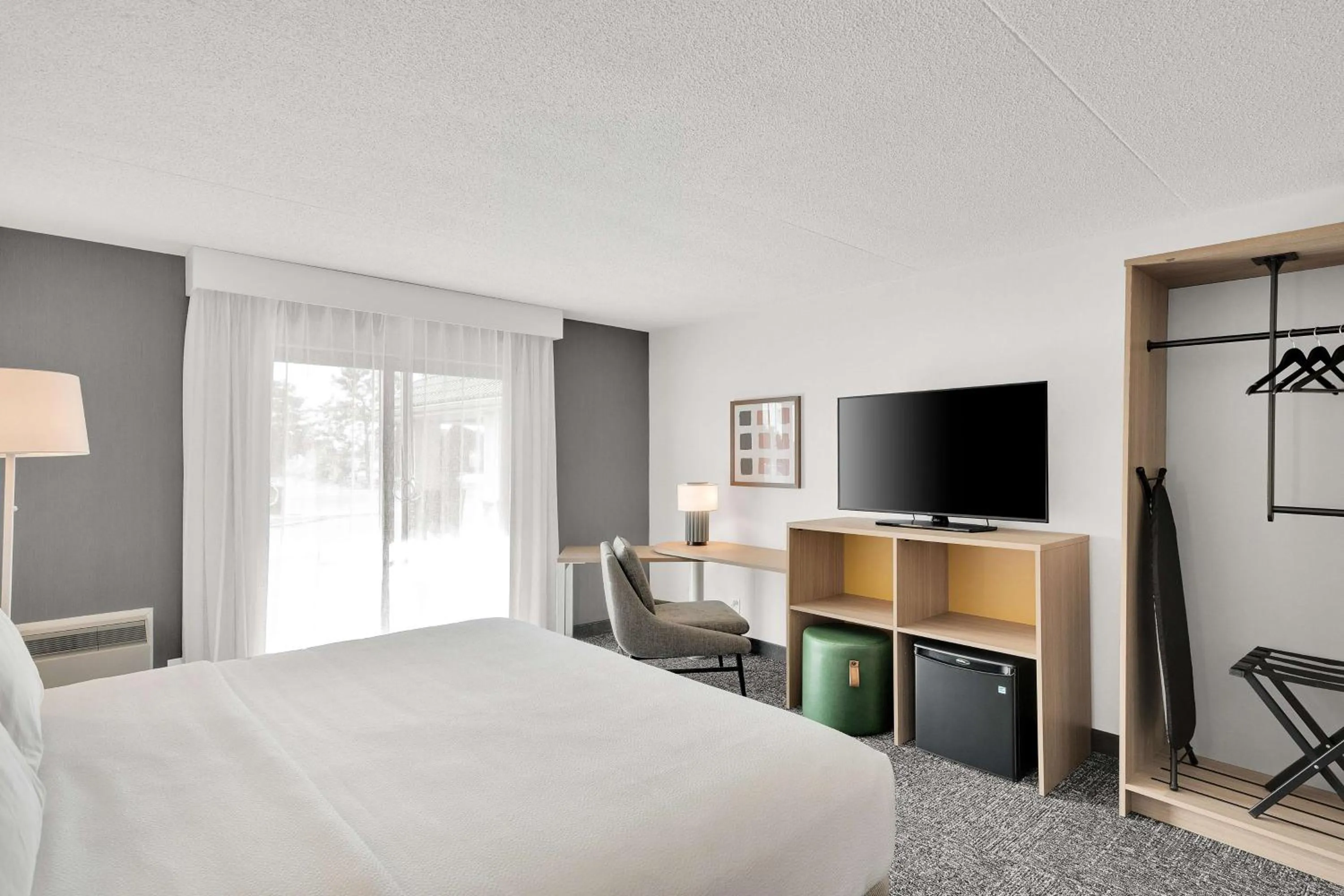 Bed in Spark By Hilton Toronto Markham