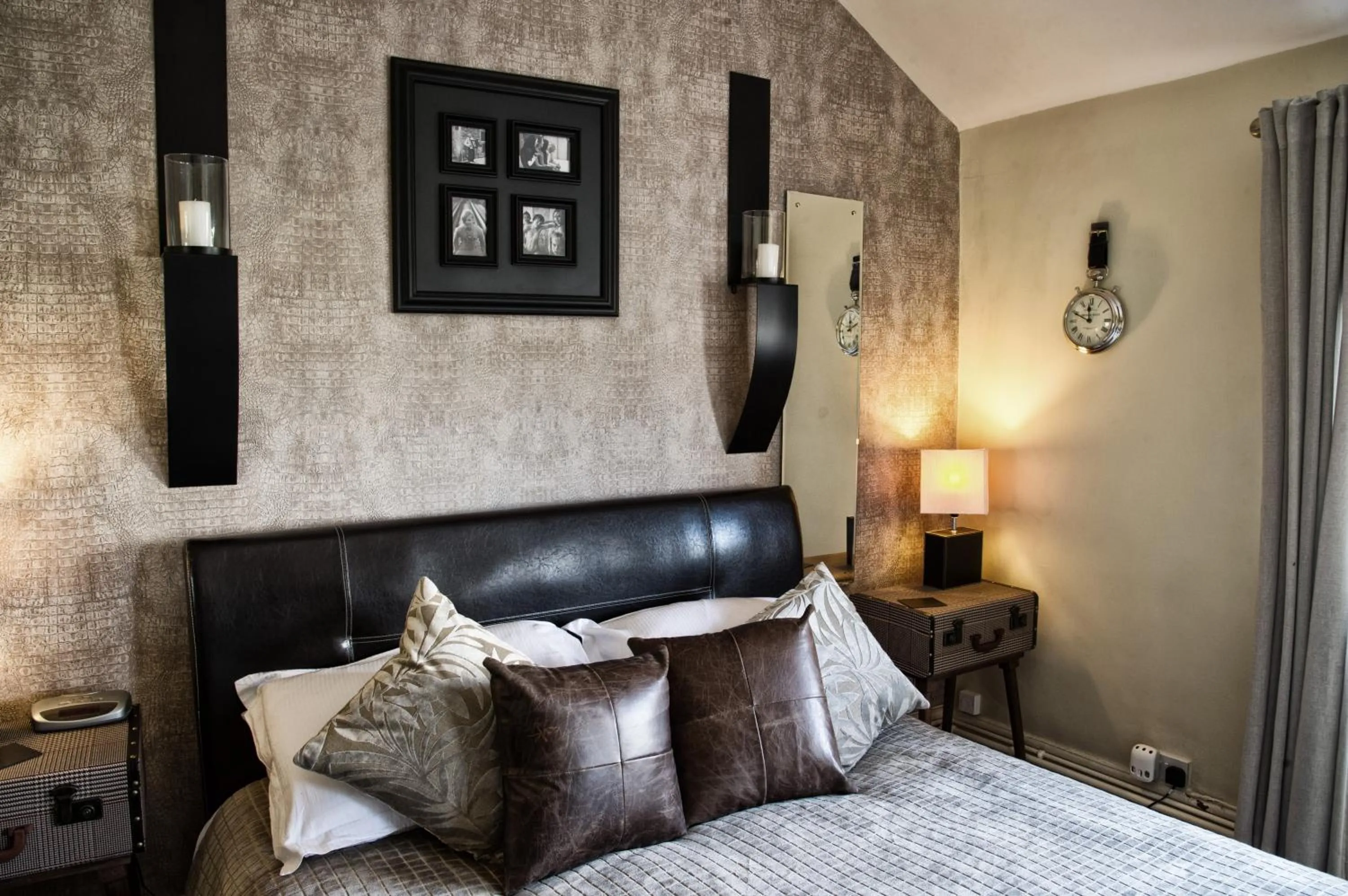 Bed in The Queens Head