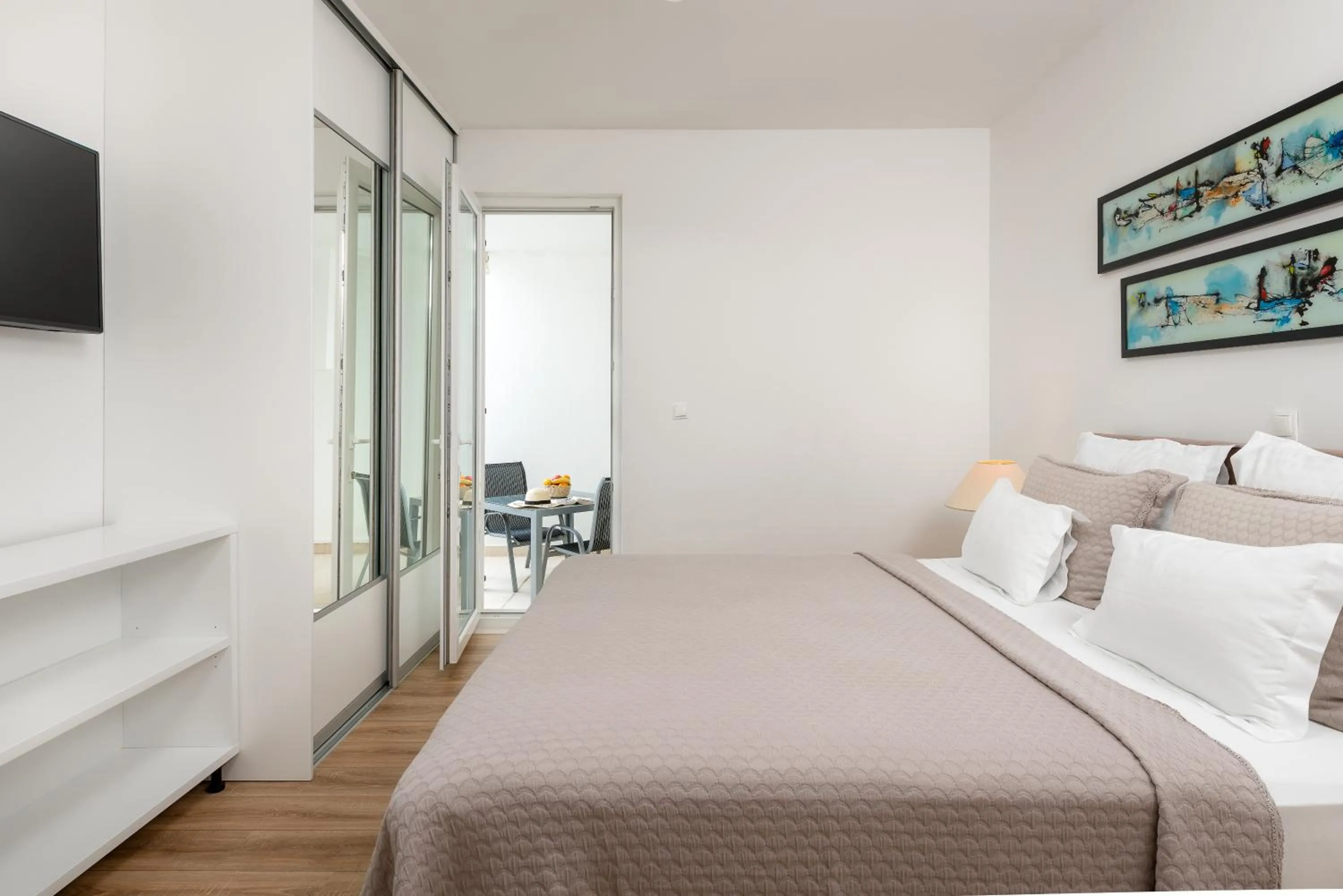 Bedroom, Bed in Belado Residence Bol