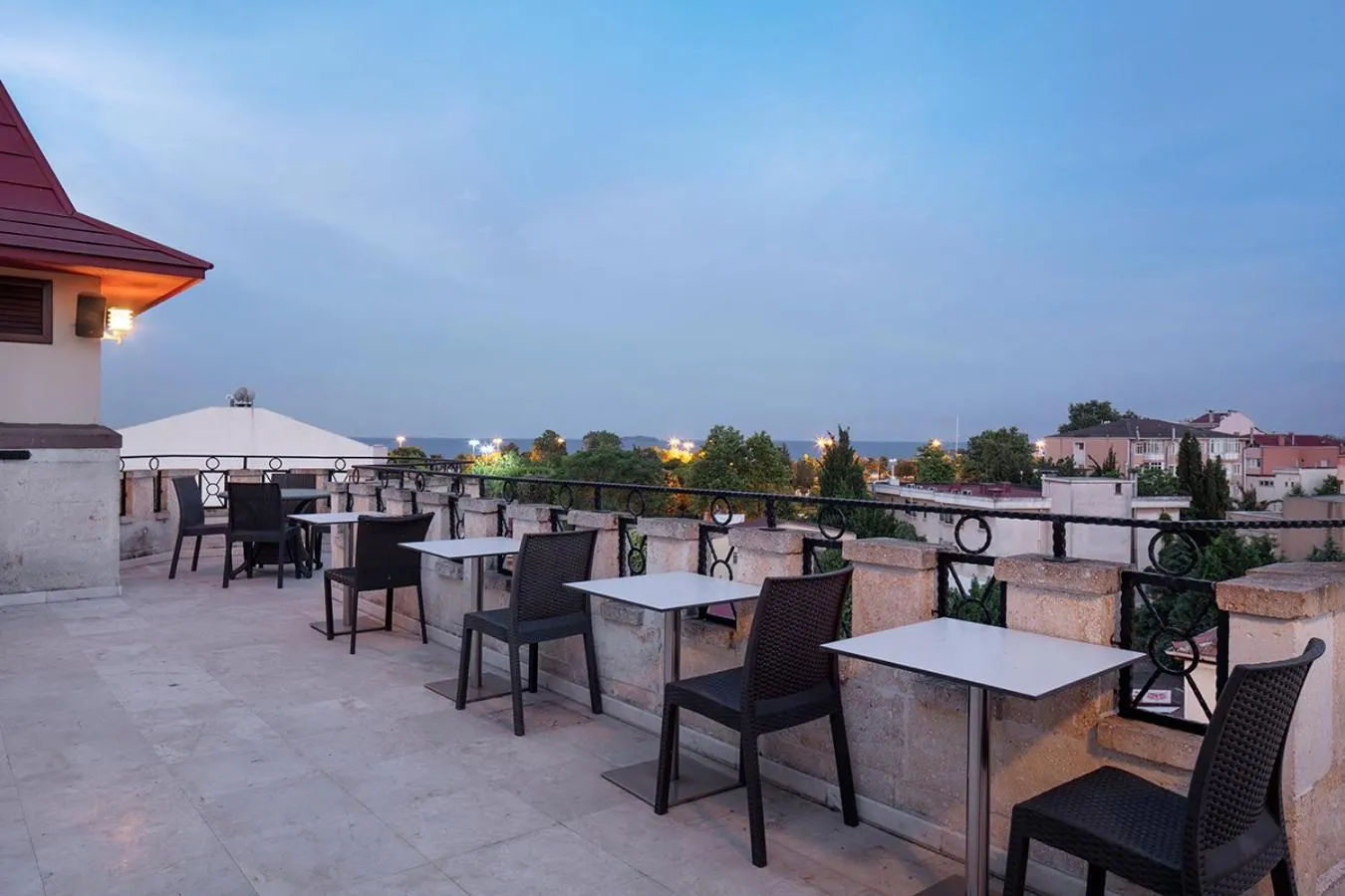 Property building in Chatto Hotel