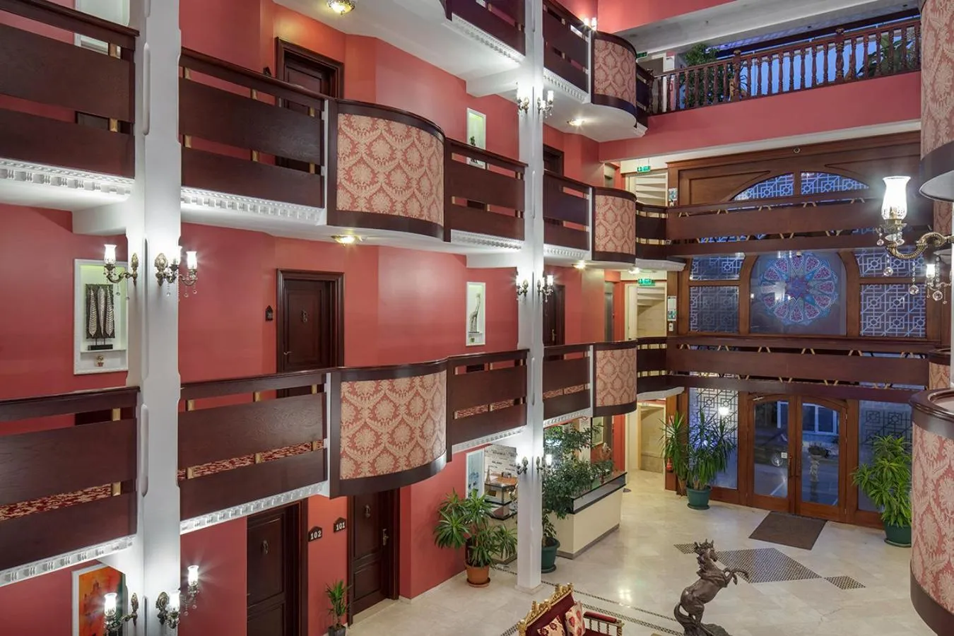 Property building in Chatto Hotel