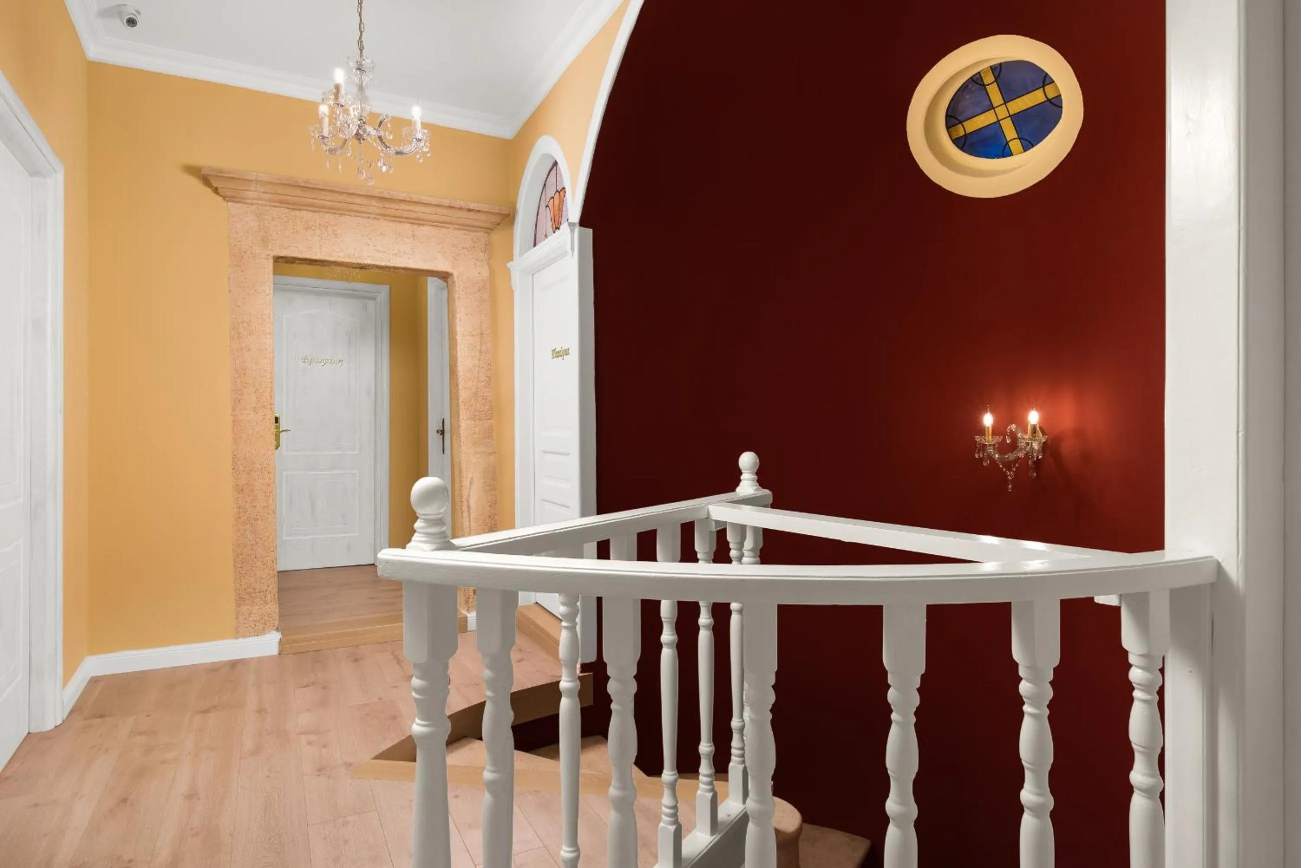 Property building in Cretan Renaissance