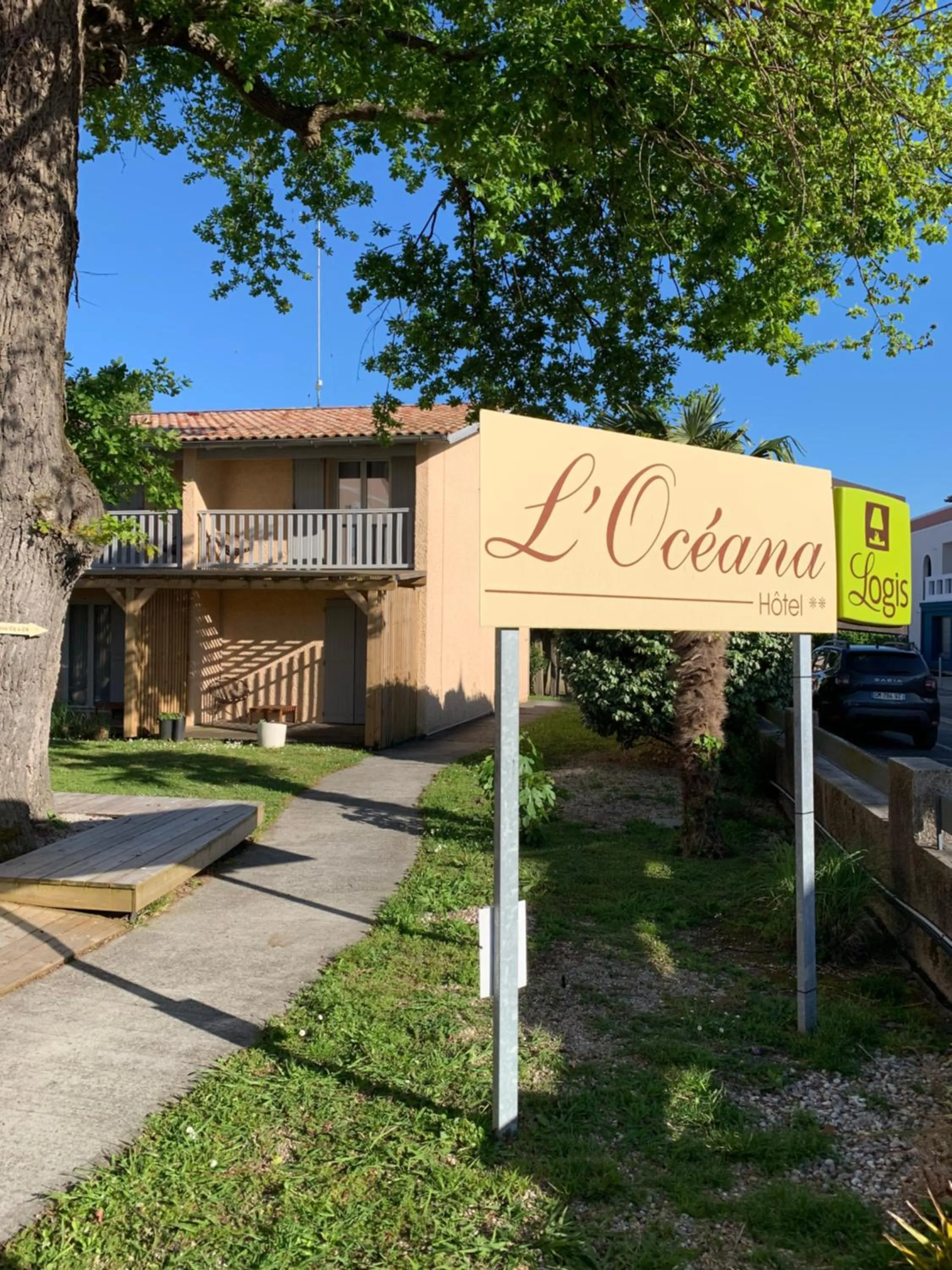 LOGIS HOTELS - Hôtel et Restaurant L'Océana