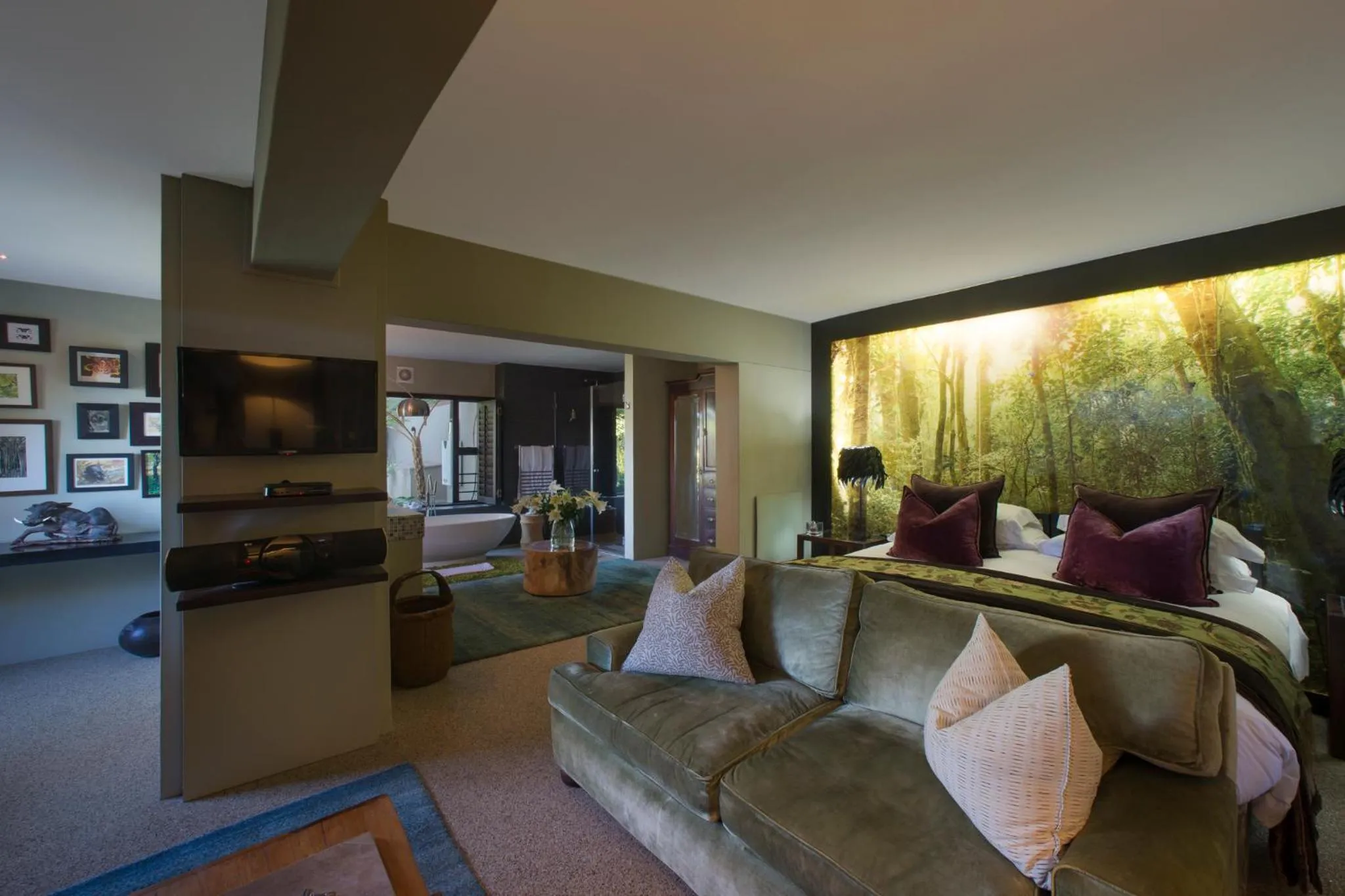 Bedroom in Kanonkop House