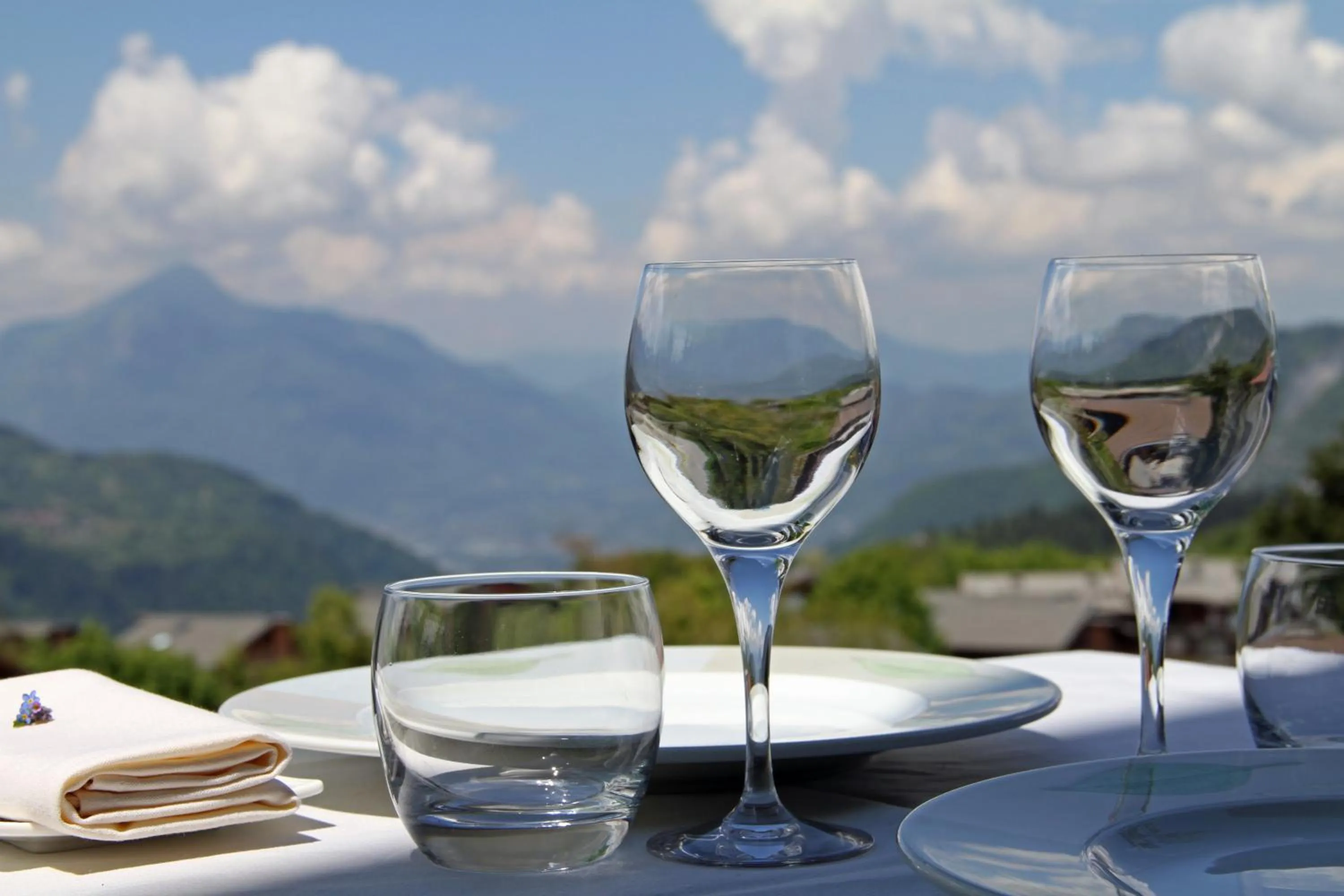 Restaurant/places to eat in La Croix de Savoie & Spa