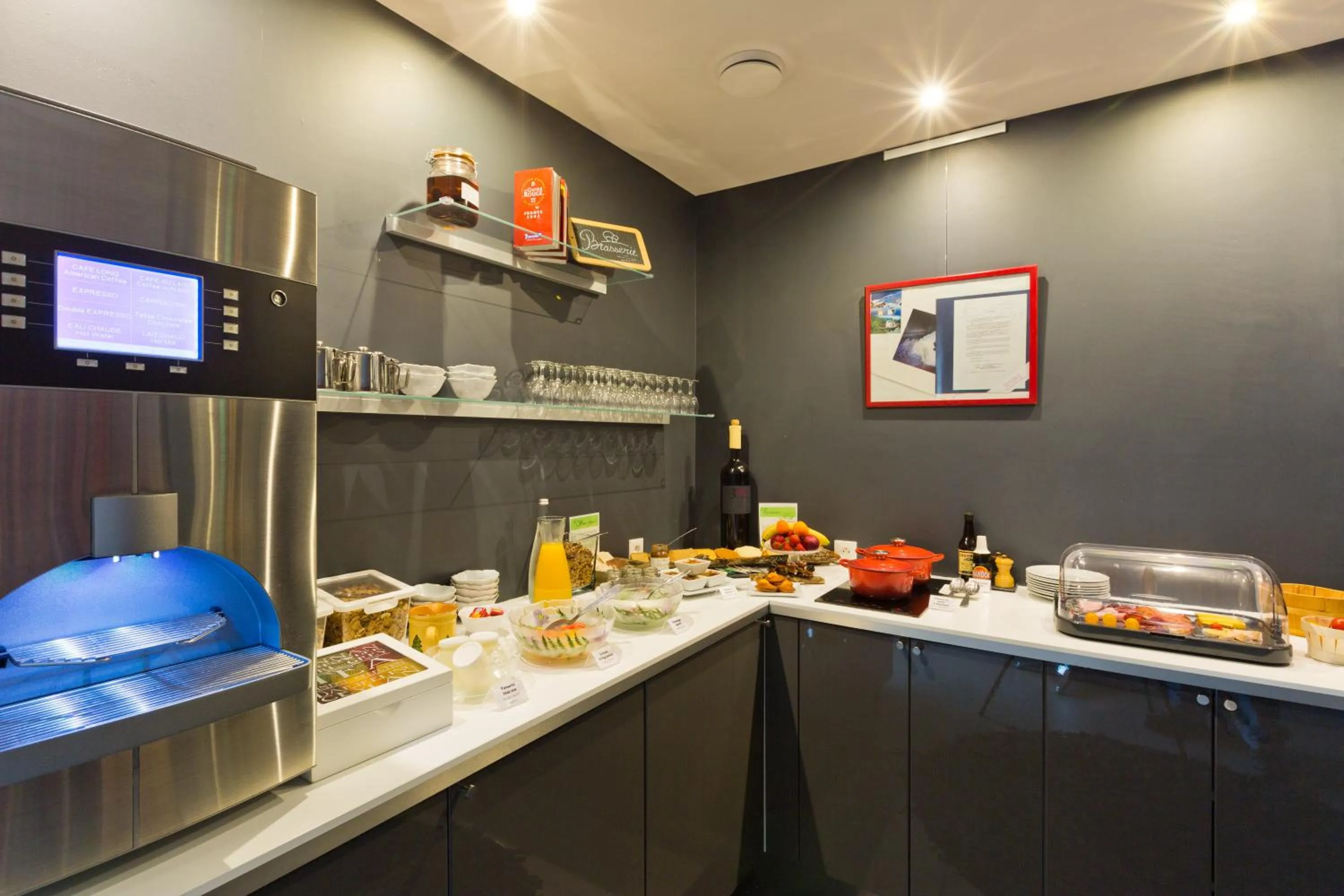 Buffet breakfast in La Croix de Savoie & Spa