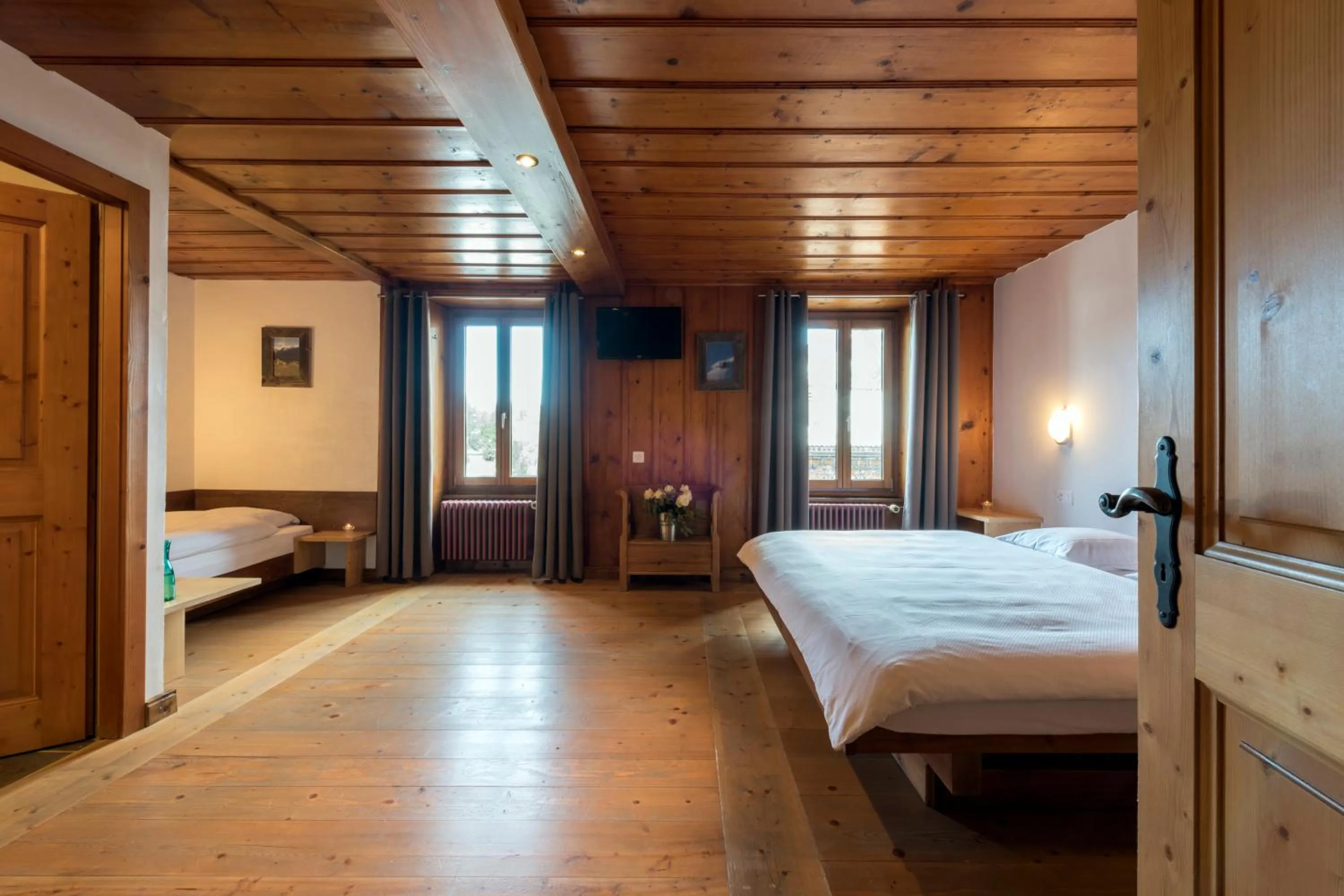 Bed in La Vallée Hôtel &Spa