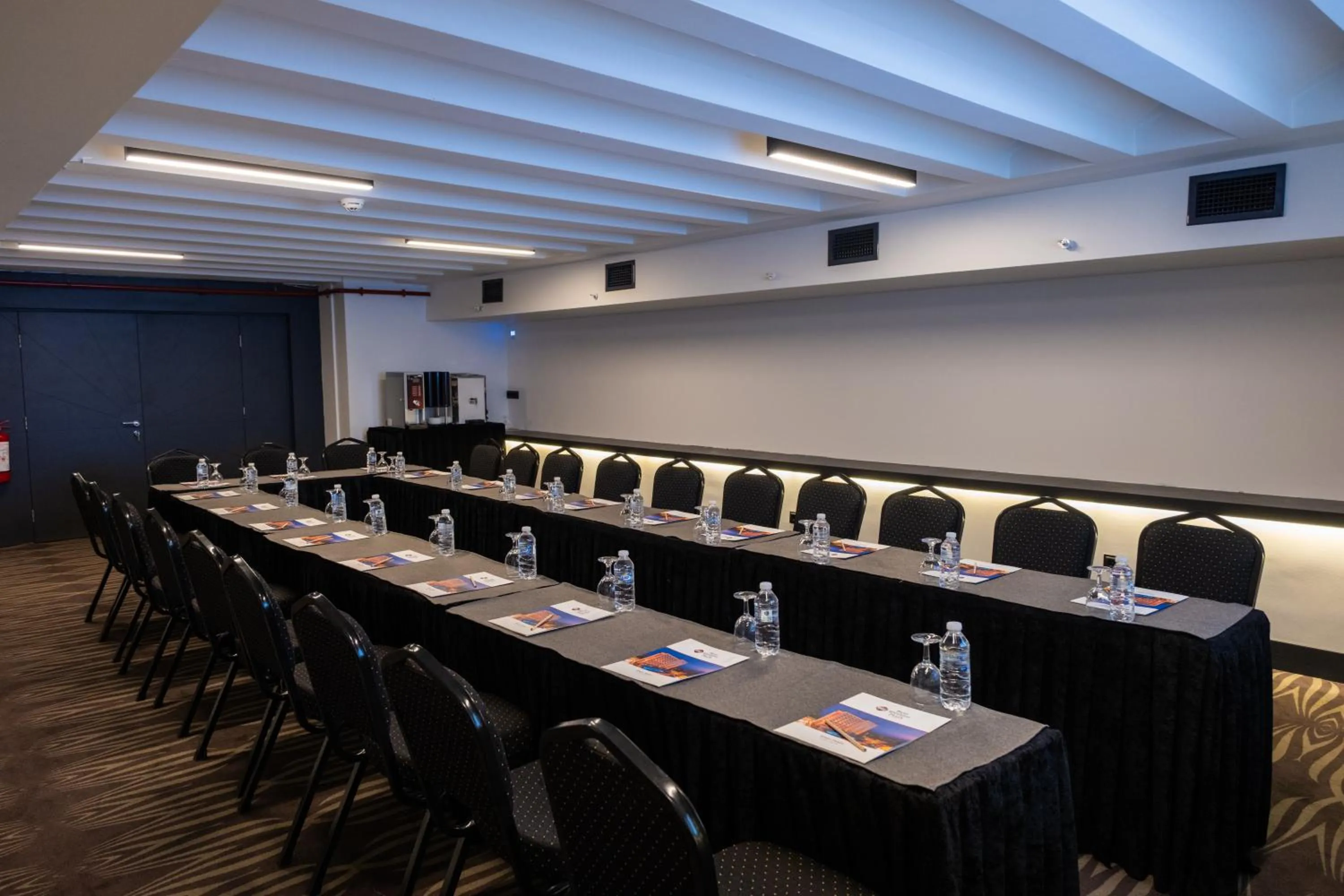 Meeting/conference room in Best Western Plus Khan Hotel