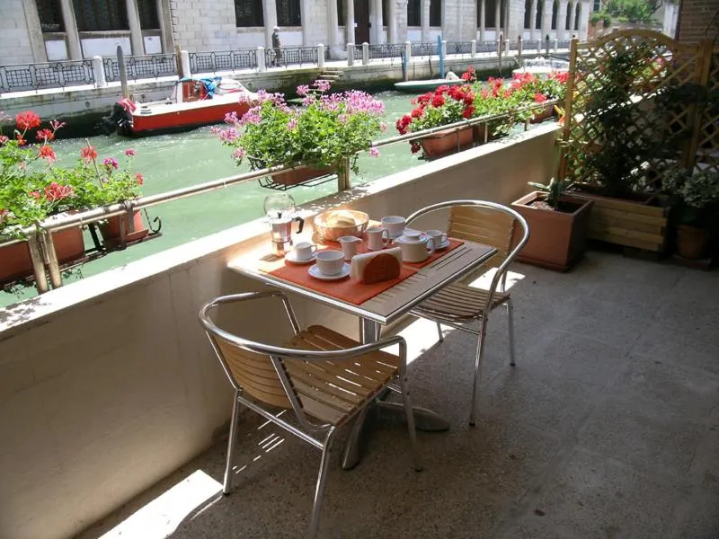 Balcony/Terrace in B&B Casa in Laguna