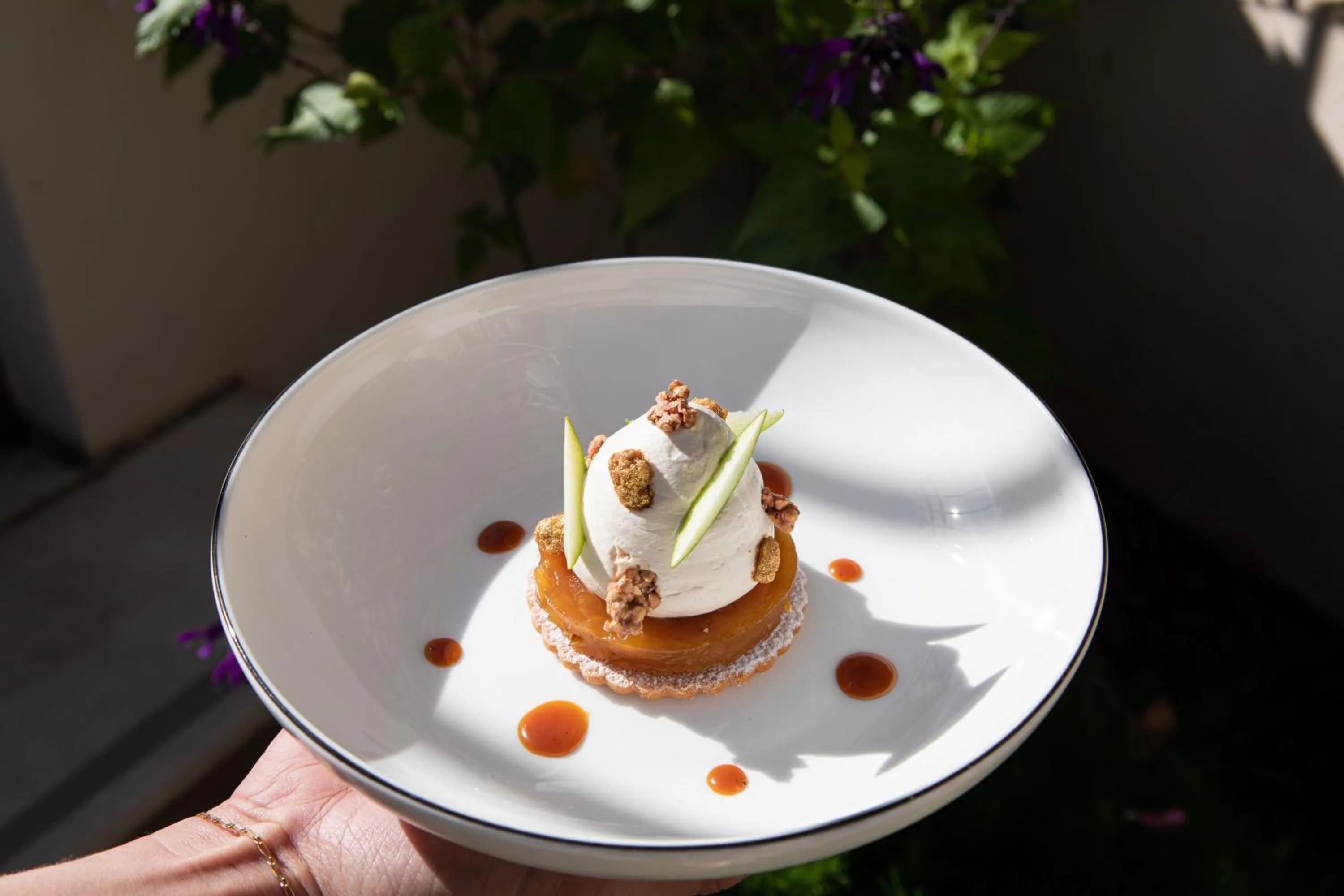 Restaurant/places to eat in Hostellerie De Levernois